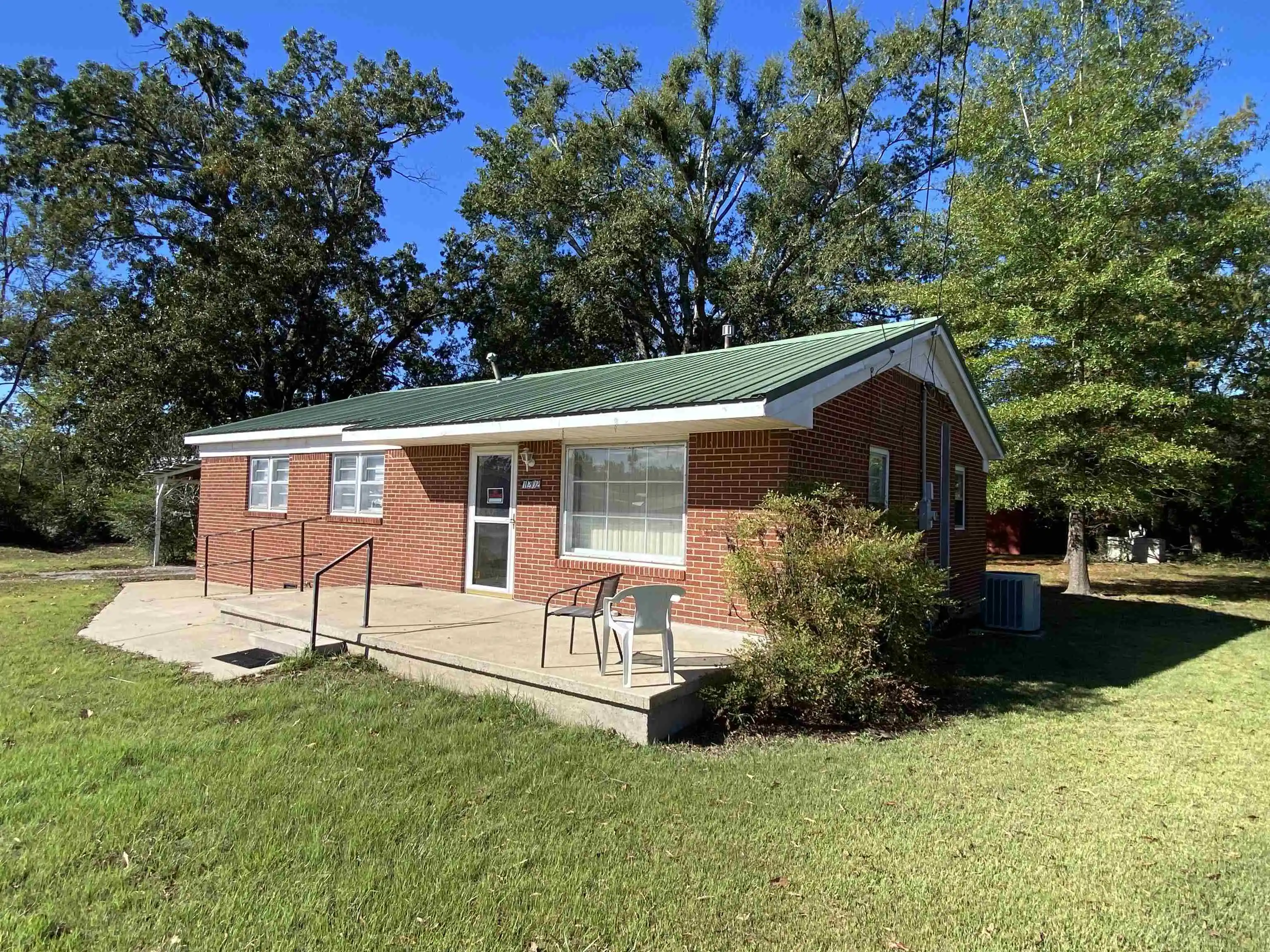 Photo 1 of Single family home for sale at 1202 Florence Rd, Savannah, TN 38372 | MLS# 10231793 | Listing updated on 2026-10-05