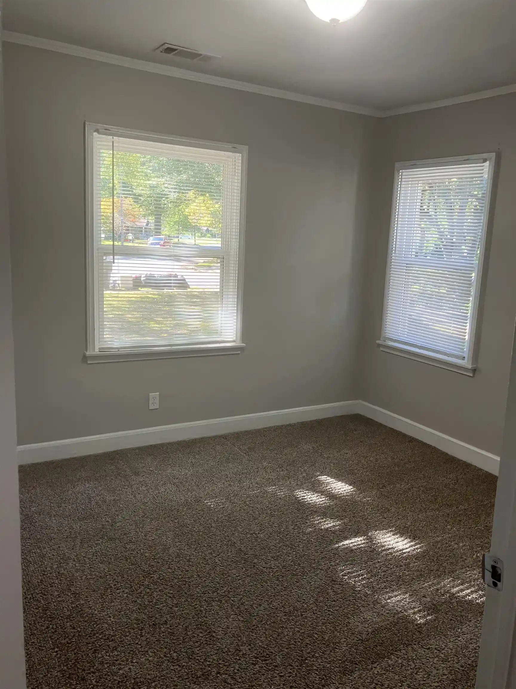 Photo 3 of Single family home for sale at 1166 Vaughn Rd, Memphis, TN 38122 | MLS# 10231824 | Listing updated on 2026-10-06
