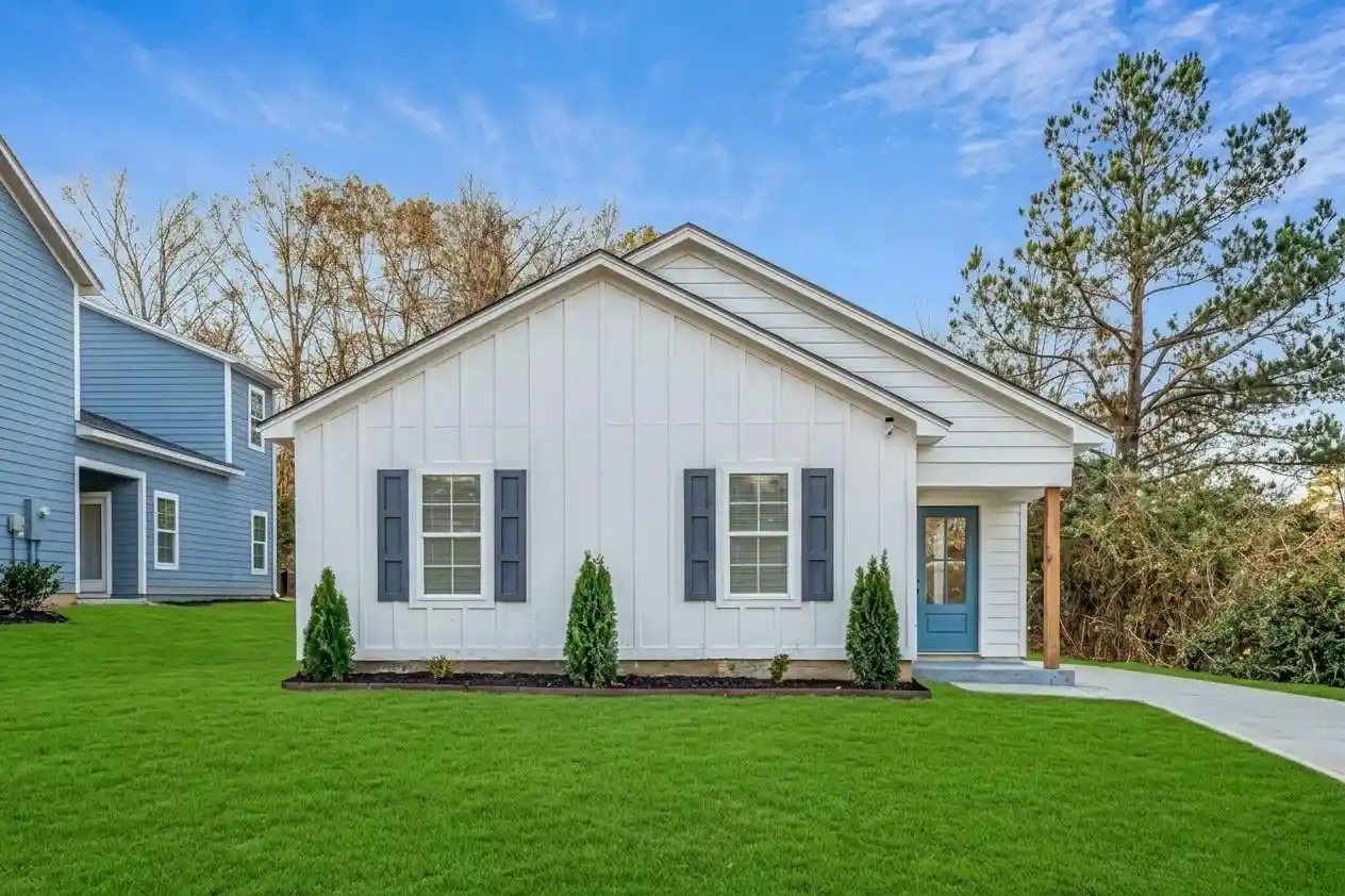 Photo 1 of Single family home for sale at 2923 Lake Park Rd, Memphis, TN 38127 | MLS# 10231825 | Listing updated on 2026-10-06