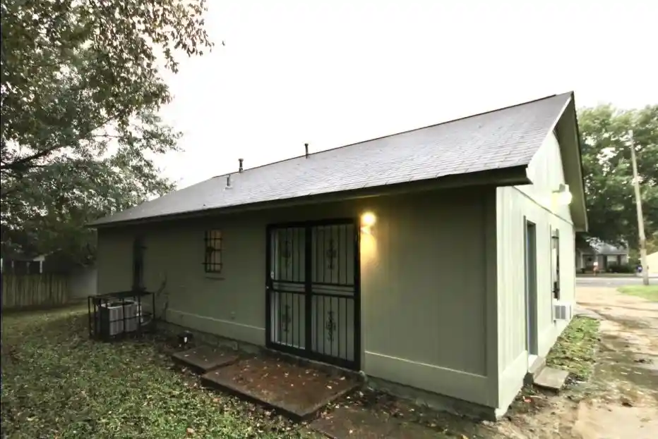 Photo 3 of Single family home for sale at 3878 Windermere Rd, Memphis, TN 38128 | MLS# 10231827 | Listing updated on 2026-10-06