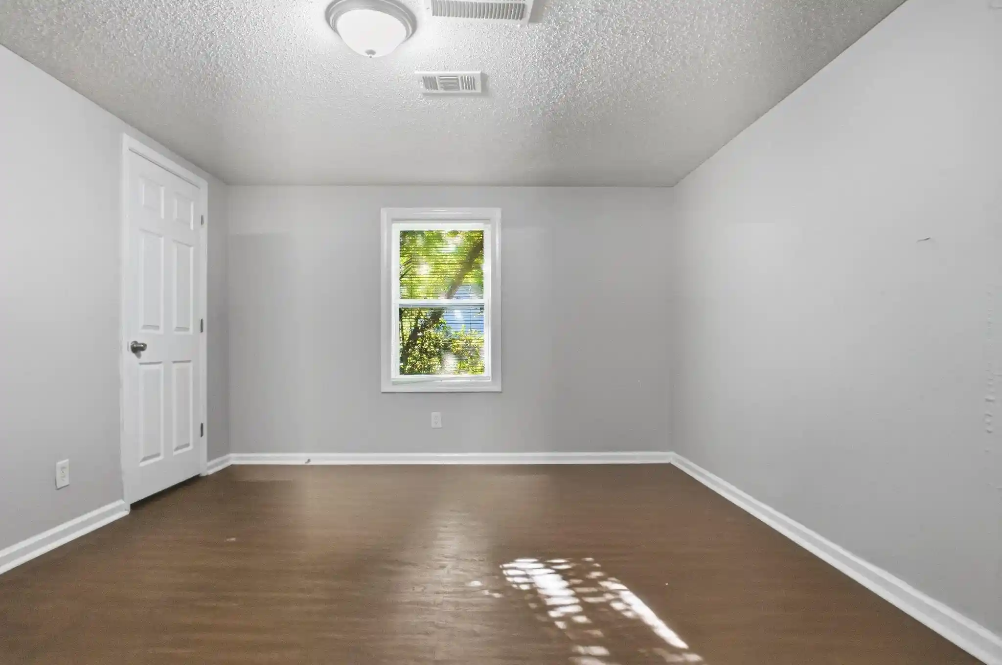 Photo 3 of Single family home for sale at 375 George Rd, Memphis, TN 38109 | MLS# 10231833 | Listing updated on 2026-10-06