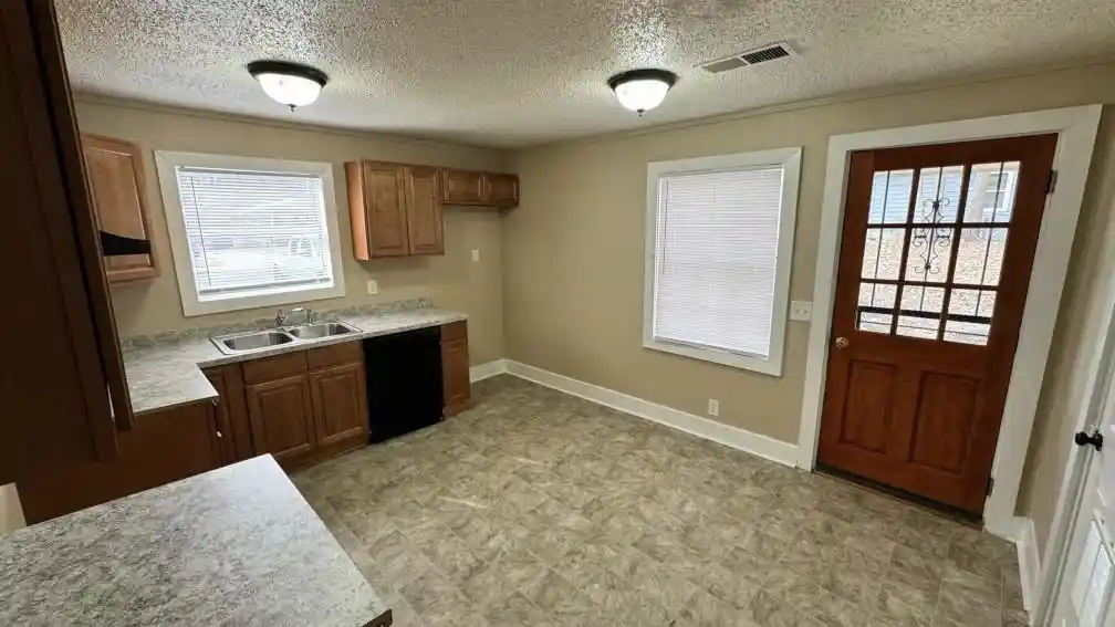 Photo 4 of Single family home for sale at 822 Eyers Rd, Memphis, TN 38109 | MLS# 10231859 | Listing updated on 2026-10-06