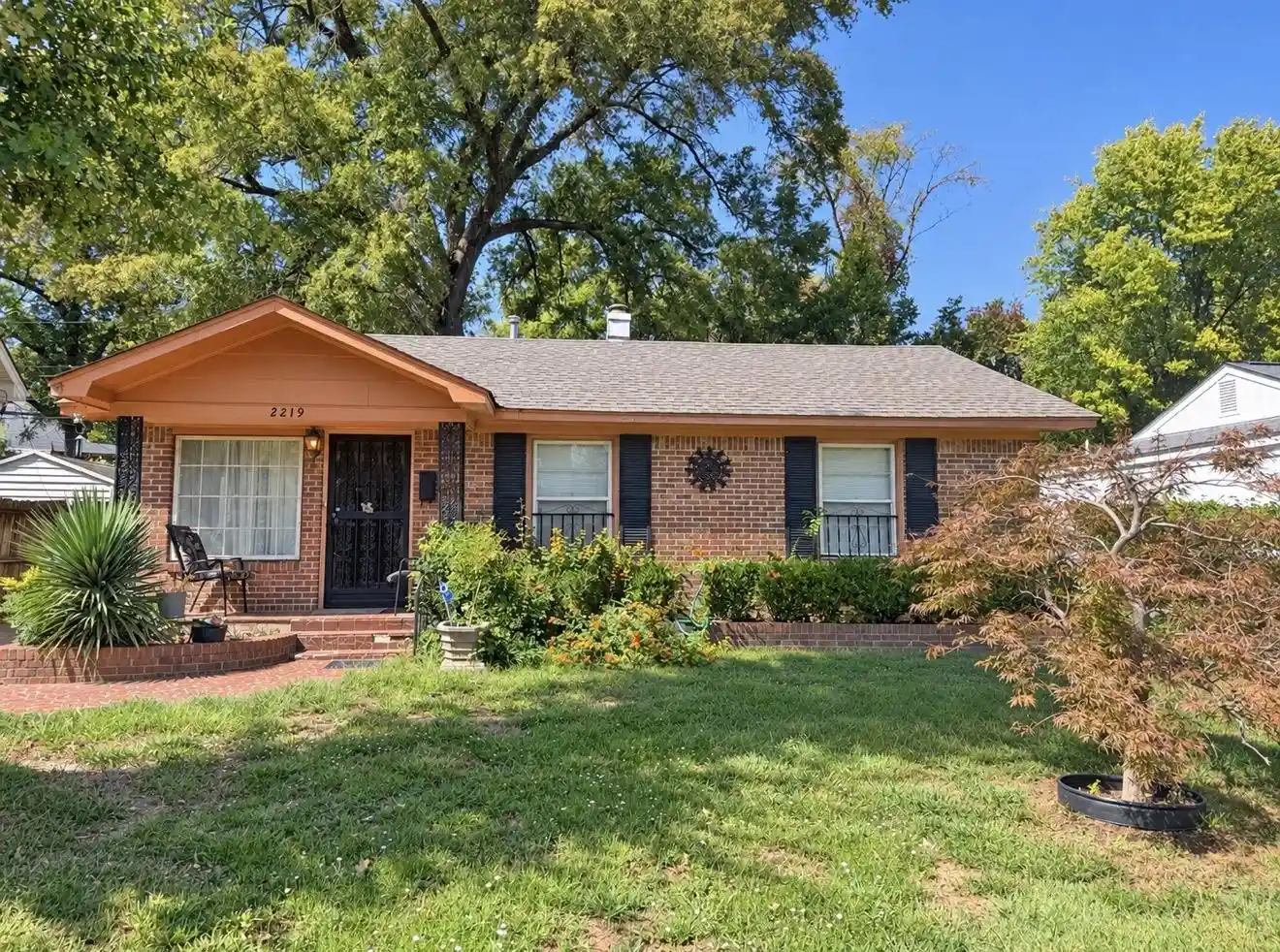 Photo 1 of Single family home for sale at 2219 Pratt St, Memphis, TN 38106 | MLS# 10231890 | Listing updated on 2026-10-06