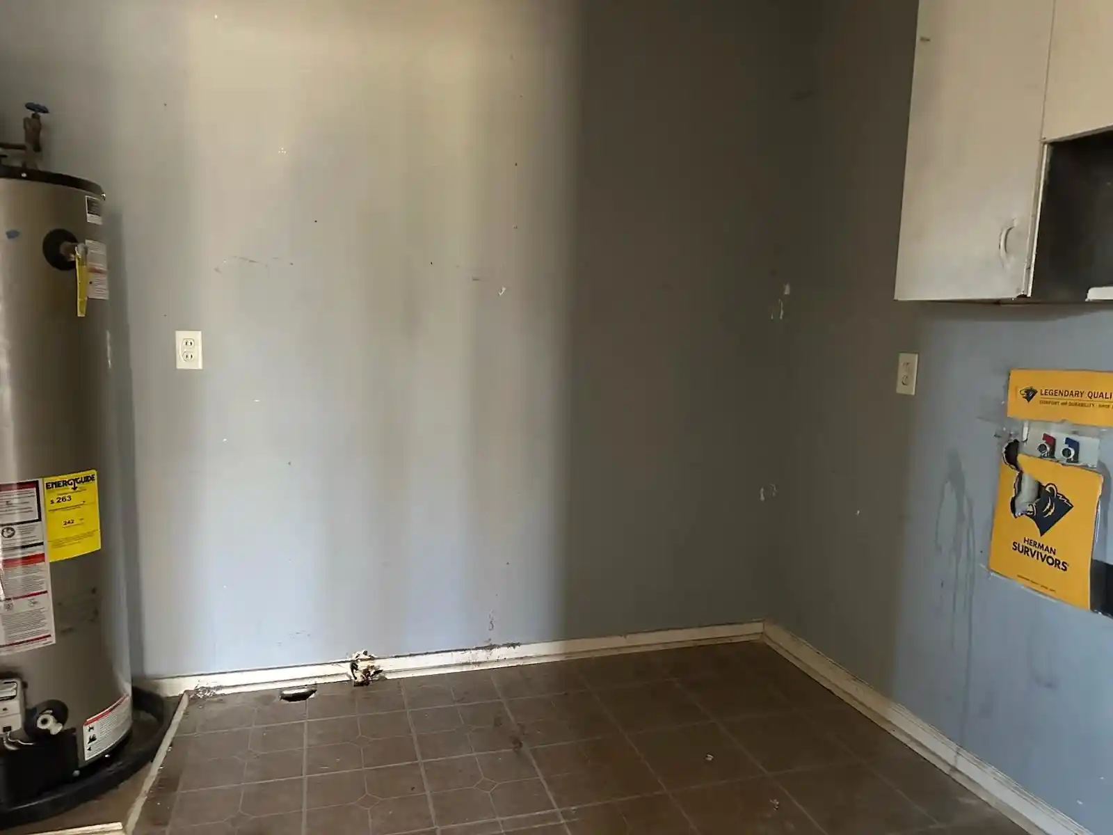 Photo 3 of Single family home for sale at 1715 Russwood Dr, Memphis, TN 38108 | MLS# 10231917 | Listing updated on 2026-10-07