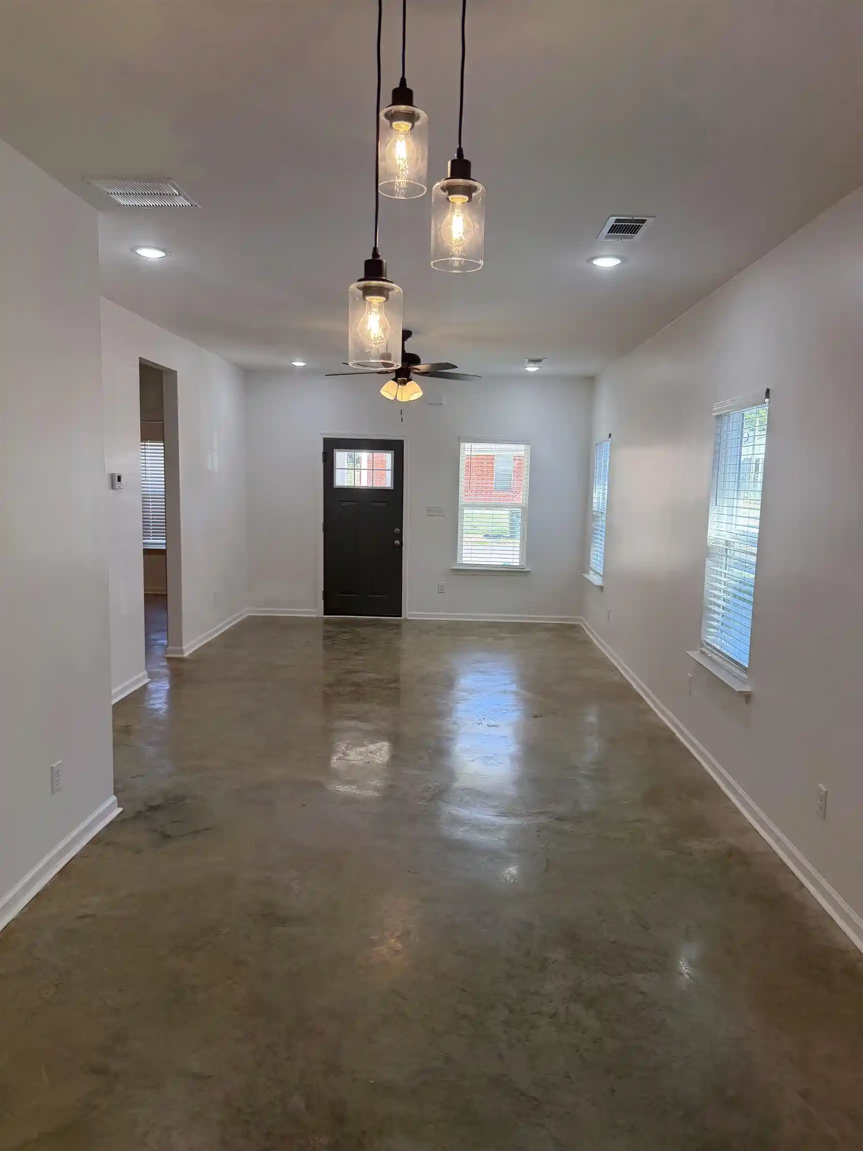 Photo 2 of Single family home for sale at 755 Cella St, Memphis, TN 38114 | MLS# 10231925 | Listing updated on 2026-10-07