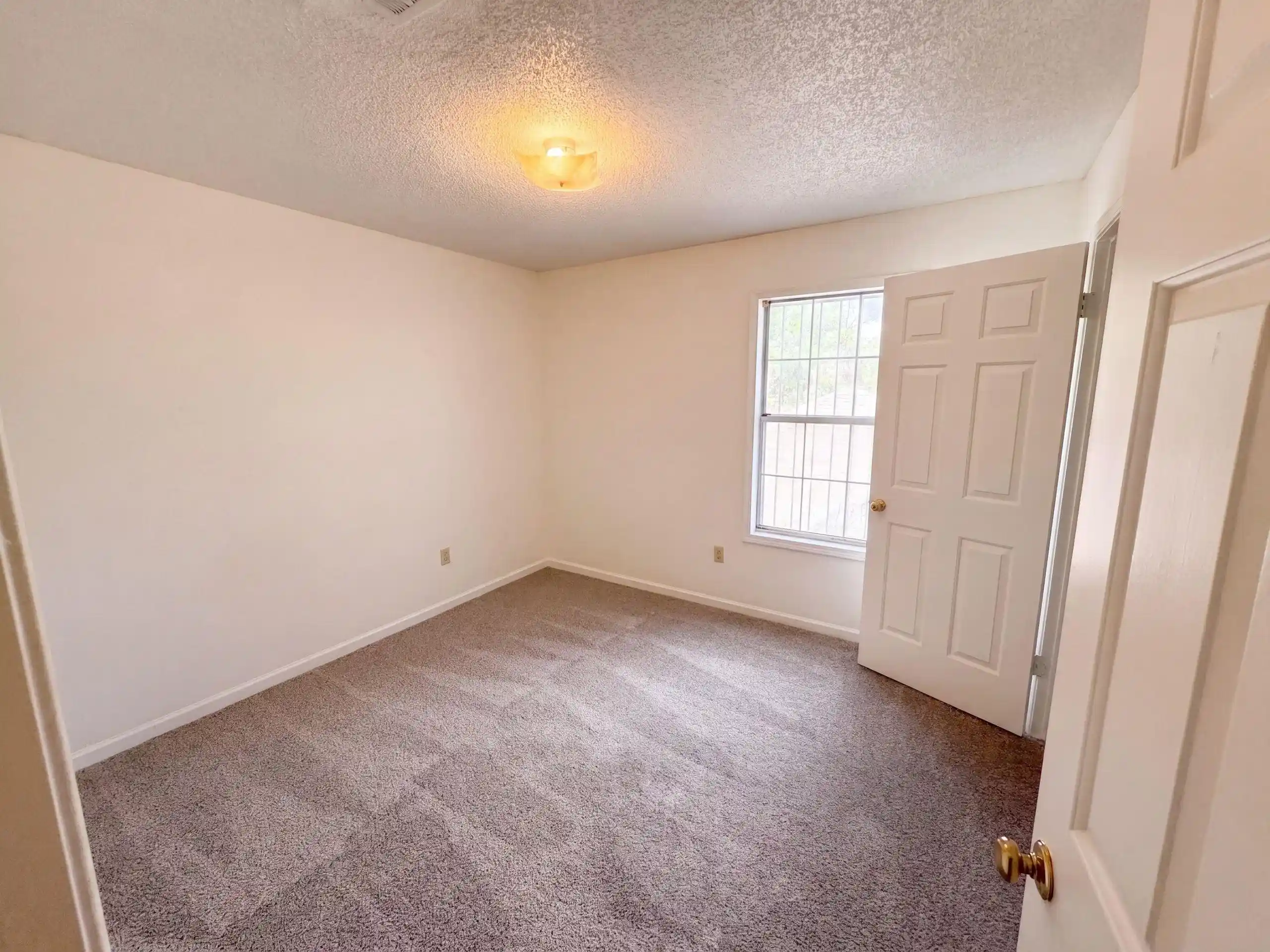 Photo 2 of Townhouse for sale at 3798 Fern Ridge Rd, Memphis, TN 38115 | MLS# 10231948 | Listing updated on 2026-10-08