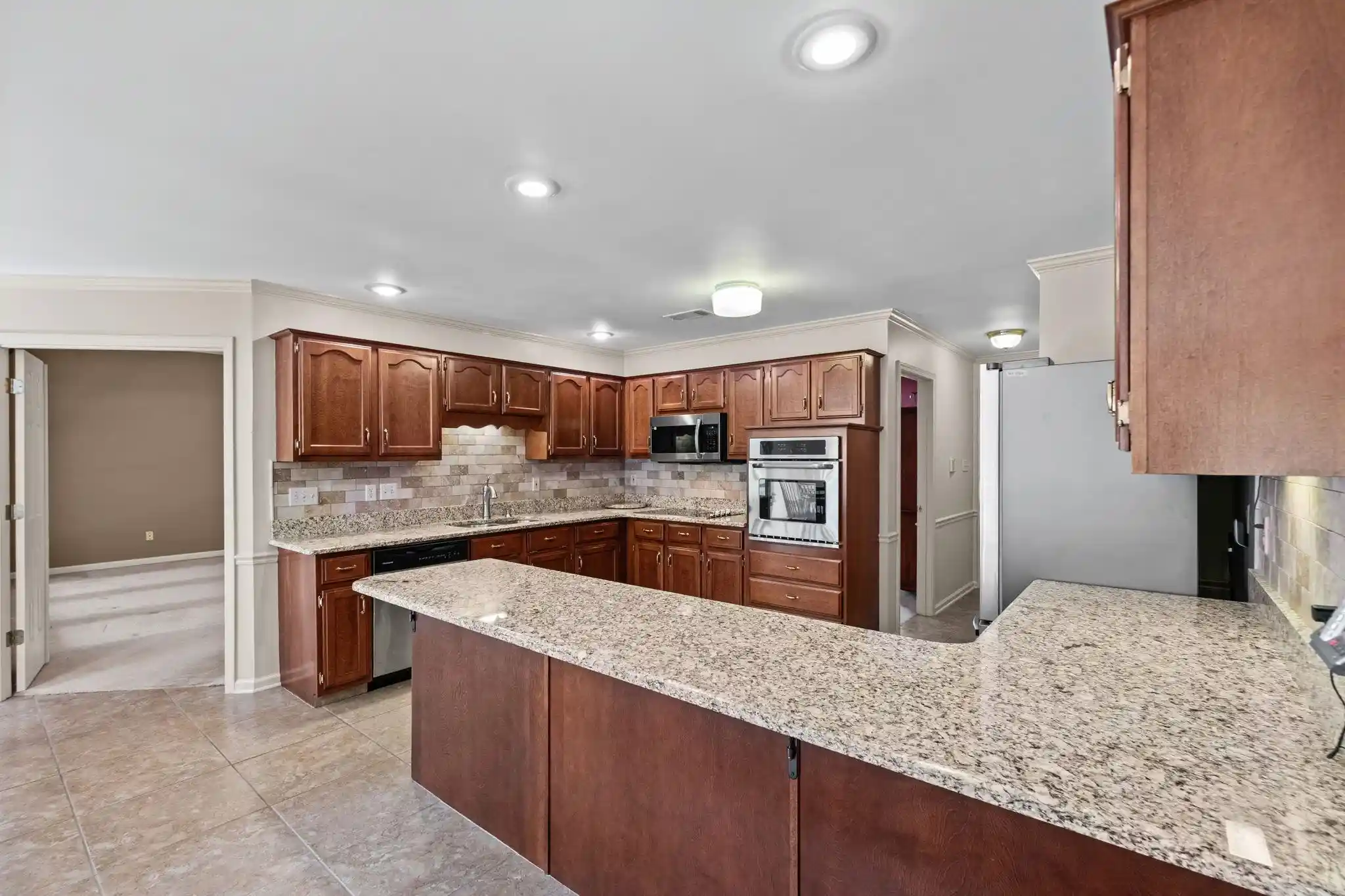 Photo 4 of Single family home for sale at 8391 Kings Trl Cv, Cordova, TN 38016 | MLS# 10231953 | Listing updated on 2026-10-07