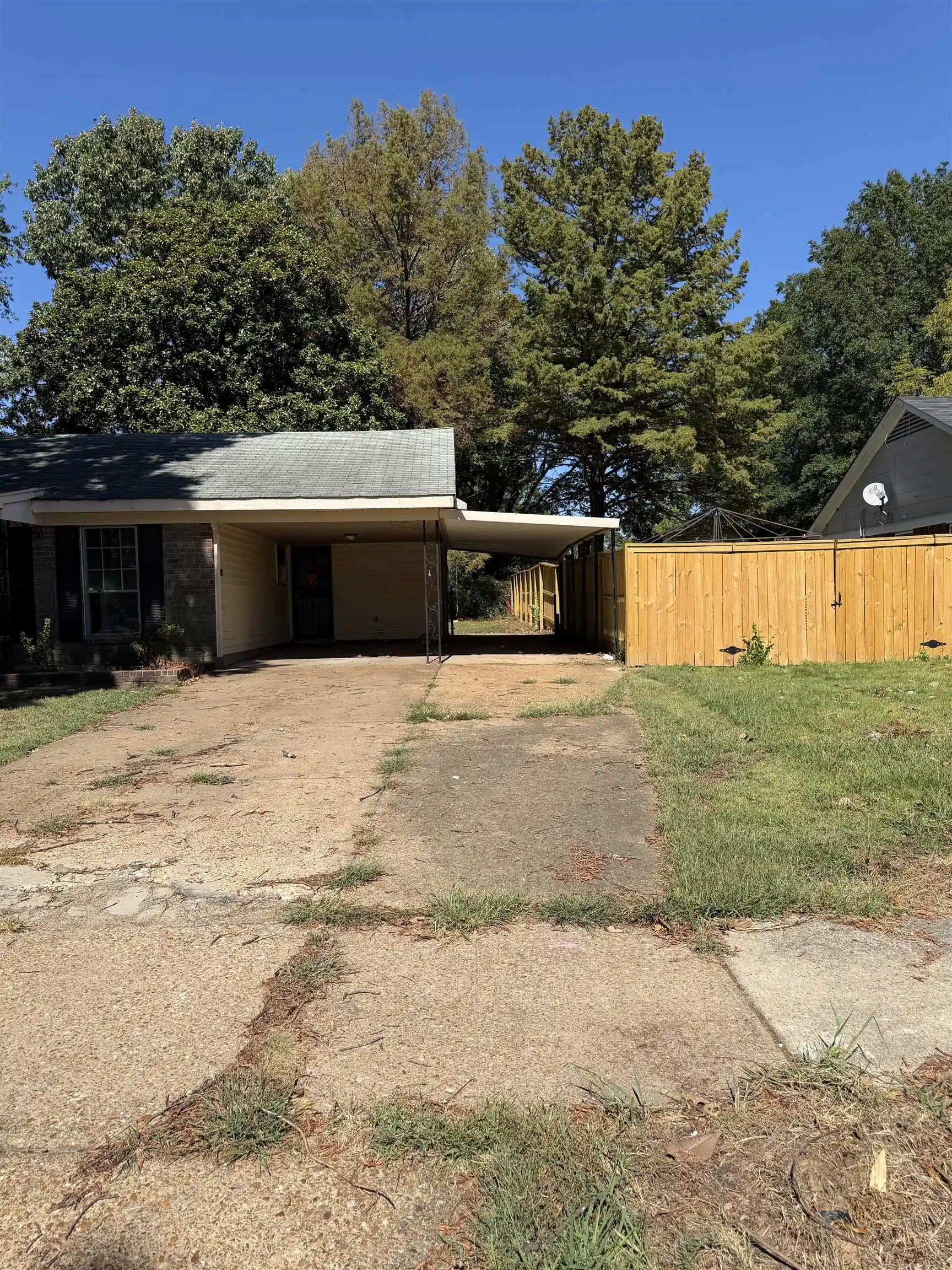 Photo 3 of Single family home for sale at 5052 Cedrick Ave, Memphis, TN 38118 | MLS# 10231955 | Listing updated on 2026-10-07