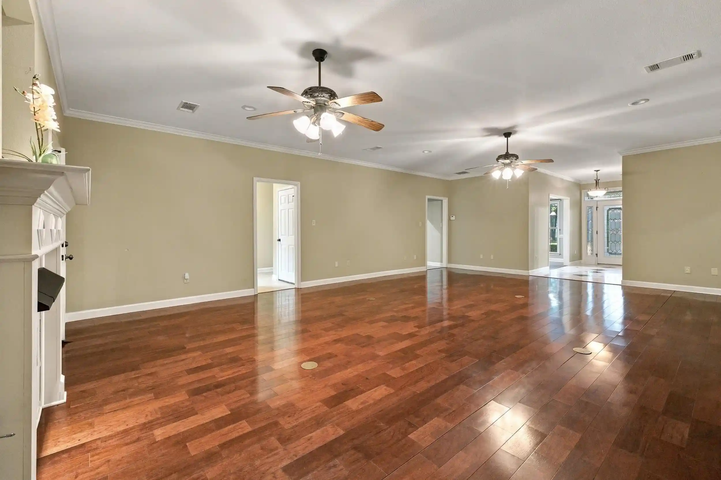 Photo 3 of Single family home for sale at 433 Perry Ln, Millington, TN 38053 | MLS# 10231961 | Listing updated on 2026-10-08
