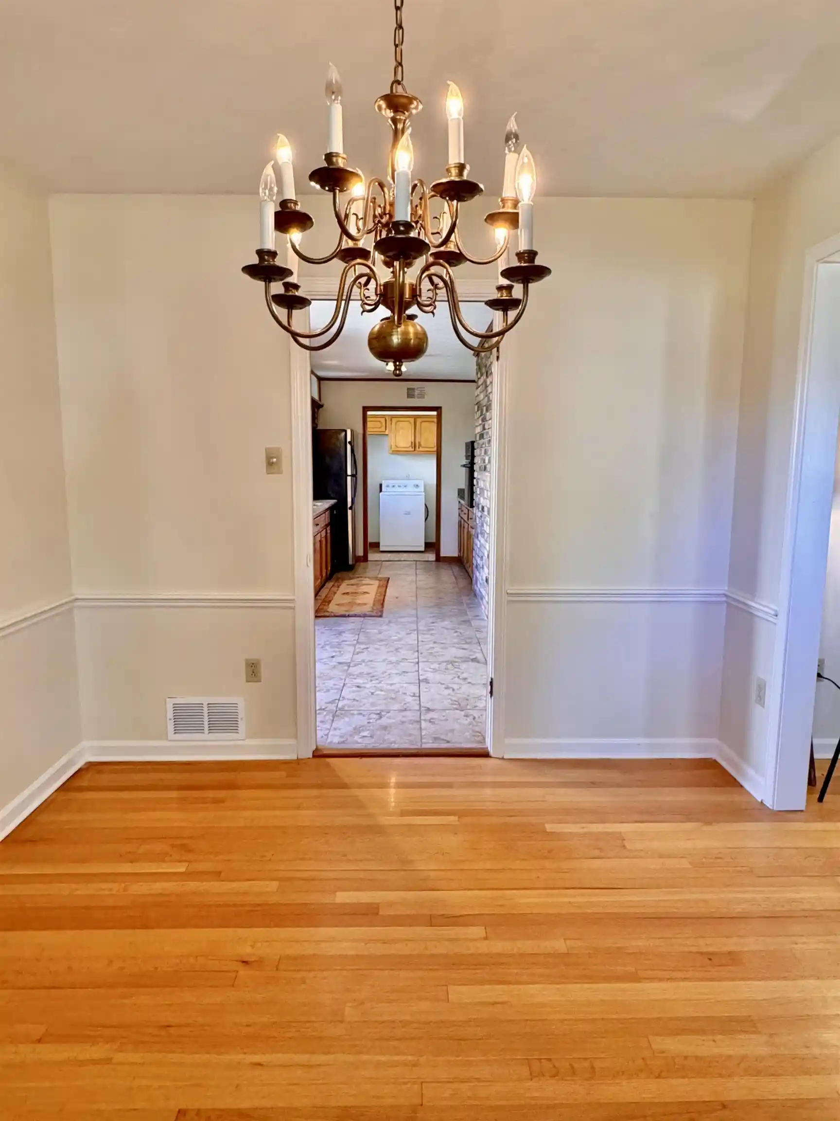 Photo 2 of Single family home for sale at 2318 Lovitt Dr, Memphis, TN 38119 | MLS# 10231967 | Listing updated on 2026-10-08