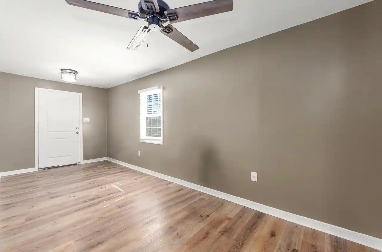 Photo 4 of Single family home for sale at 115 Carson St, Jackson, TN 38301 | MLS# 10231992 | Listing updated on 2026-10-08
