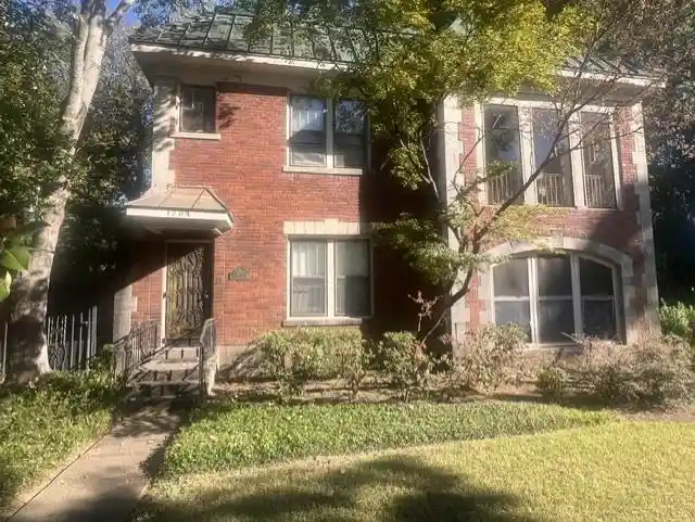 Multi family home for sale at 431 Evergreen Dr, Memphis, TN 38112 | MLS# 10232004