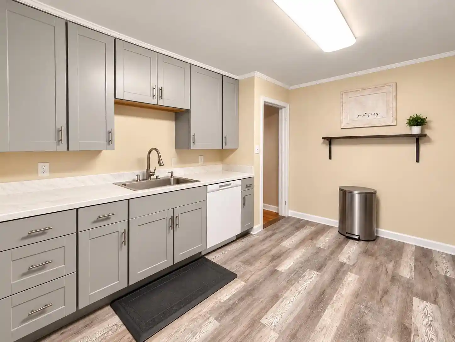 Photo 3 of Single family home for sale at 320 E Sherrod Ave, Covington, TN 38019 | MLS# 10232006 | Listing updated on 2026-10-08