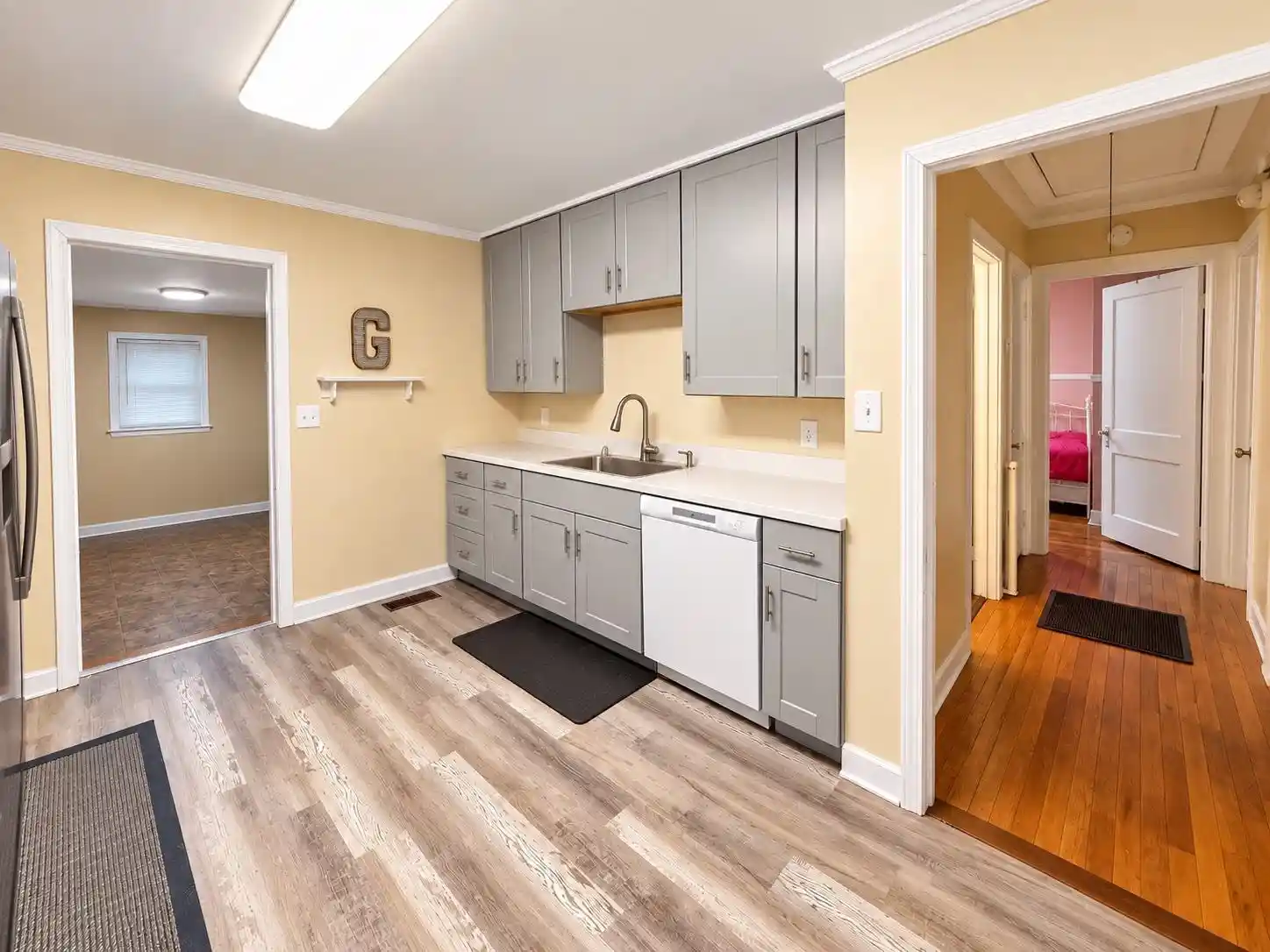 Photo 3 of Single family home for sale at 320 E Sherrod Ave, Covington, TN 38019 | MLS# 10232006 | Listing updated on 2026-10-08
