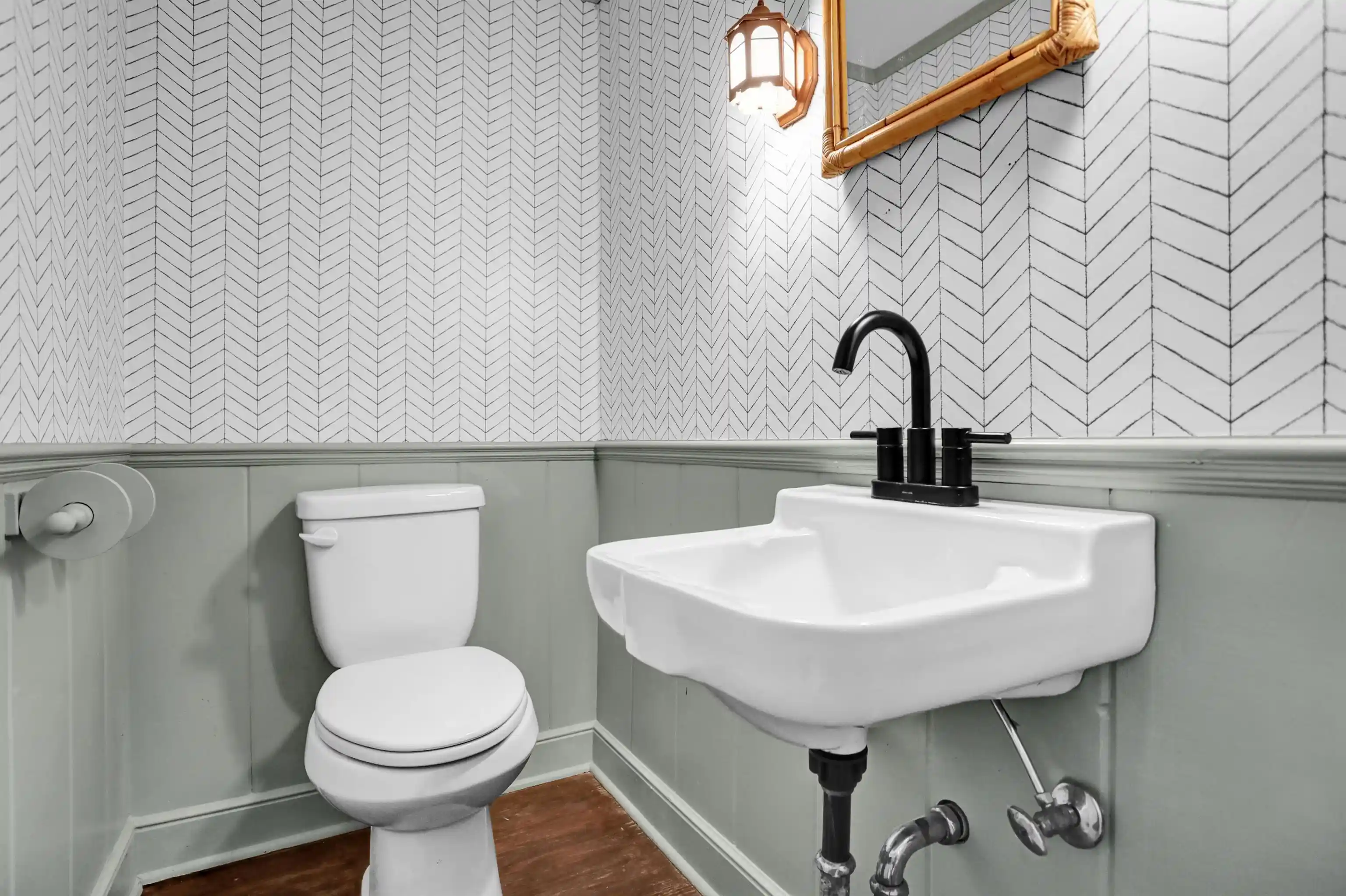 Photo 3 of Single family home for sale at 1618 Harbert Ave, Memphis, TN 38104 | MLS# 10232013 | Listing updated on 2026-10-09