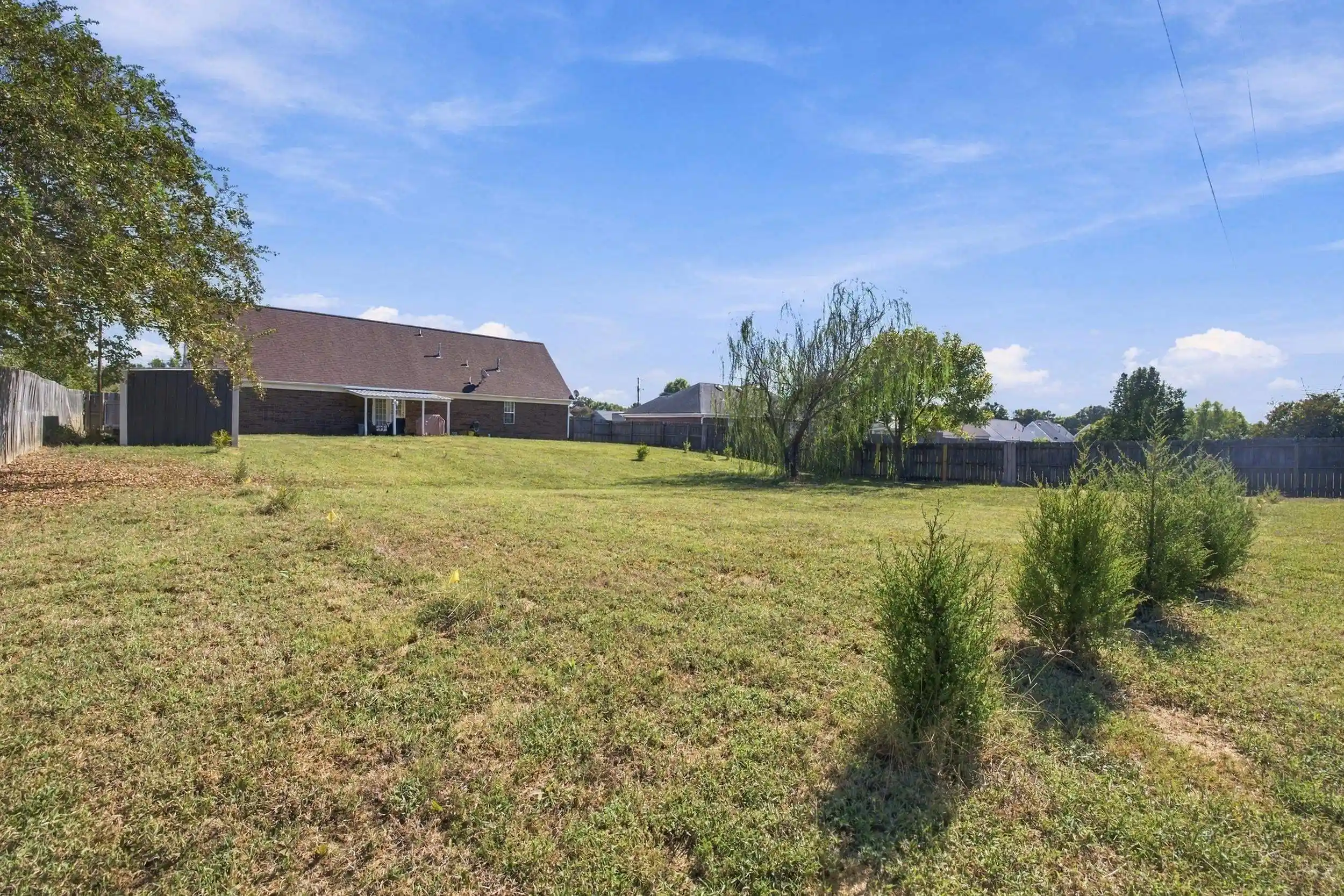 Photo 2 of Sale Pending at 31 Woodshire Ln, Brighton, TN 38011 | MLS# 10232014 | Listing updated on 2026-10-11