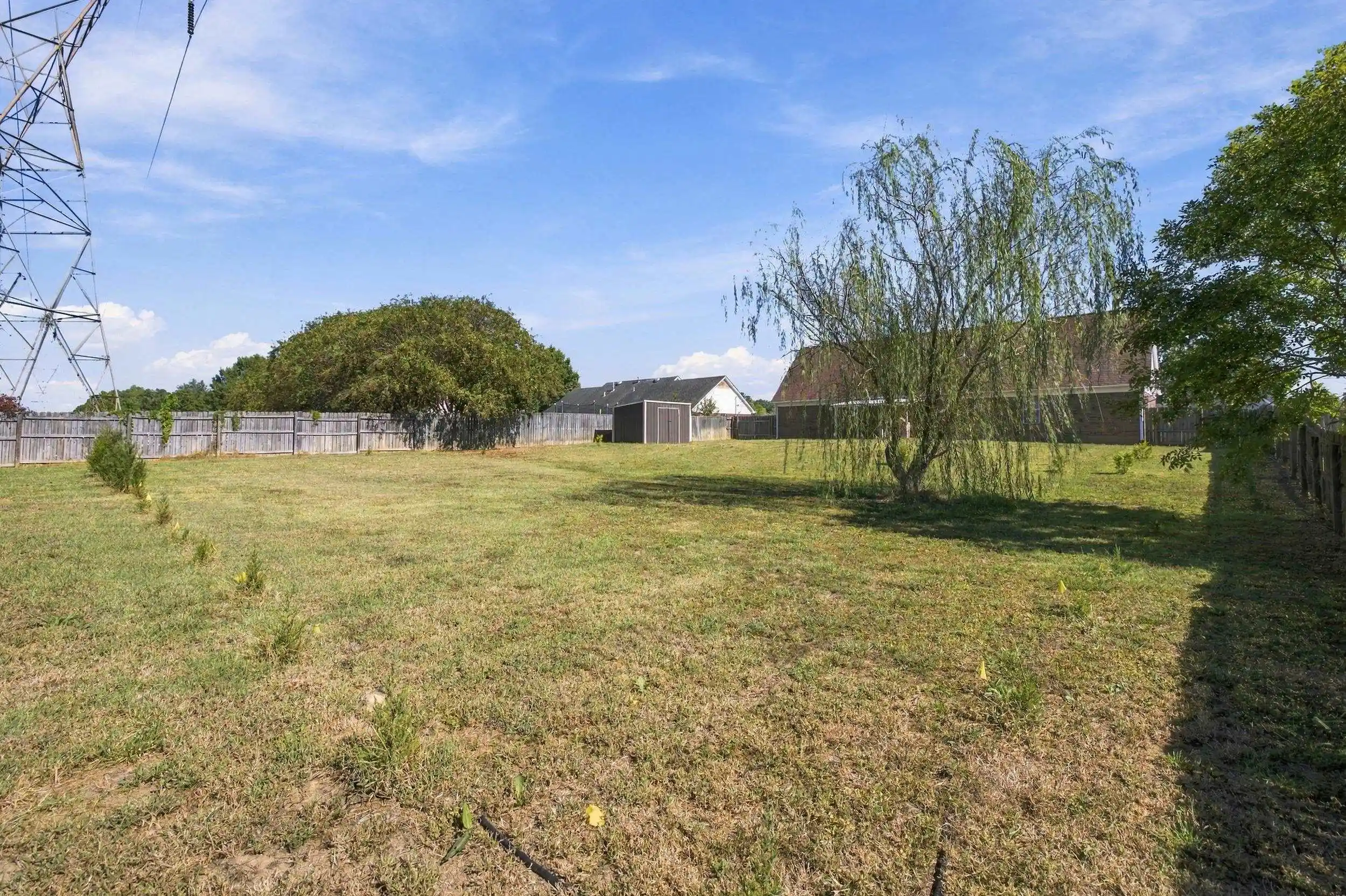 Photo 3 of Sale Pending at 31 Woodshire Ln, Brighton, TN 38011 | MLS# 10232014 | Listing updated on 2026-10-11