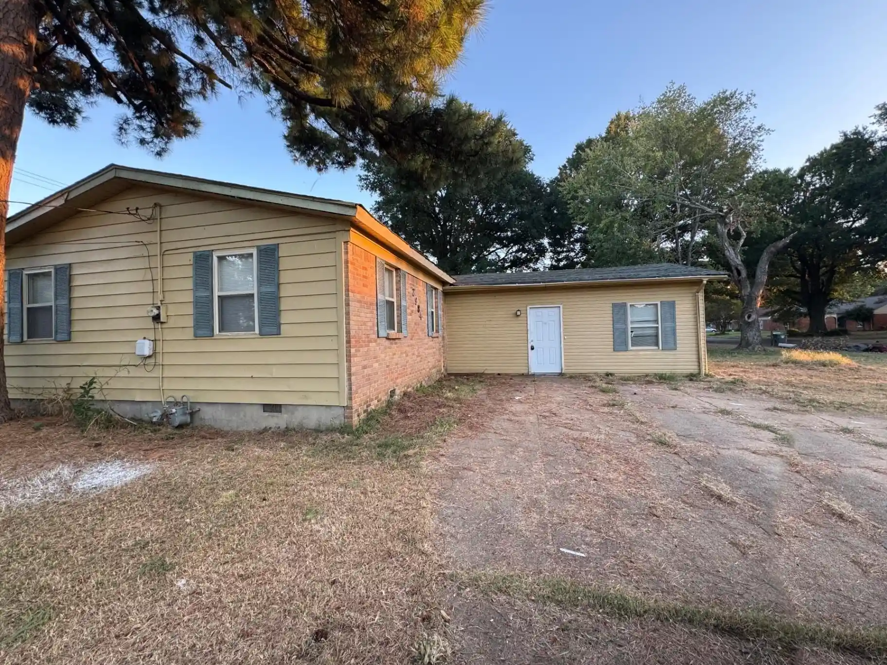Photo 1 of Single family home for sale at 2984 Curtis St, Memphis, TN 38118 | MLS# 10232016 | Listing updated on 2026-10-08