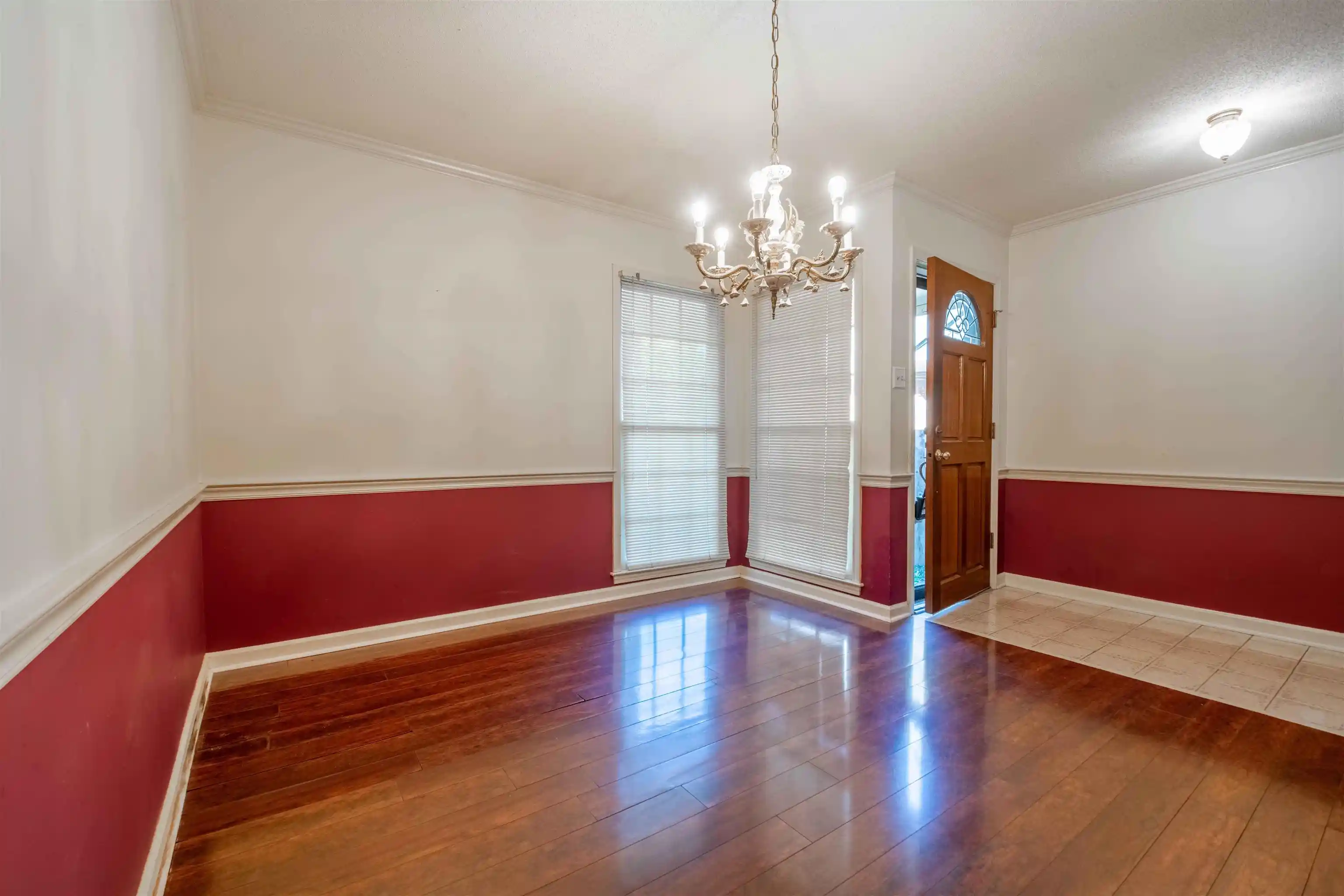 Photo 2 of Townhouse for sale at 8904 Lake Edge Cv, Cordova, TN 38016 | MLS# 10232017 | Listing updated on 2026-10-08