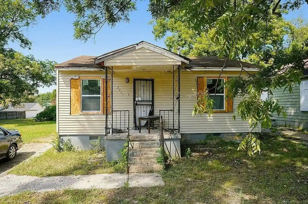 Photo 1 of Single family home for sale at 2204 Clayton Ave, Memphis, TN 38108 | MLS# 10232020 | Listing updated on 2026-10-08