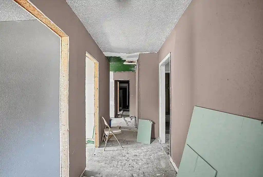 Photo 2 of Single family home for sale at 2204 Clayton Ave, Memphis, TN 38108 | MLS# 10232020 | Listing updated on 2026-10-08