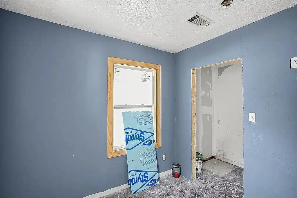 Photo 4 of Single family home for sale at 2204 Clayton Ave, Memphis, TN 38108 | MLS# 10232020 | Listing updated on 2026-10-08