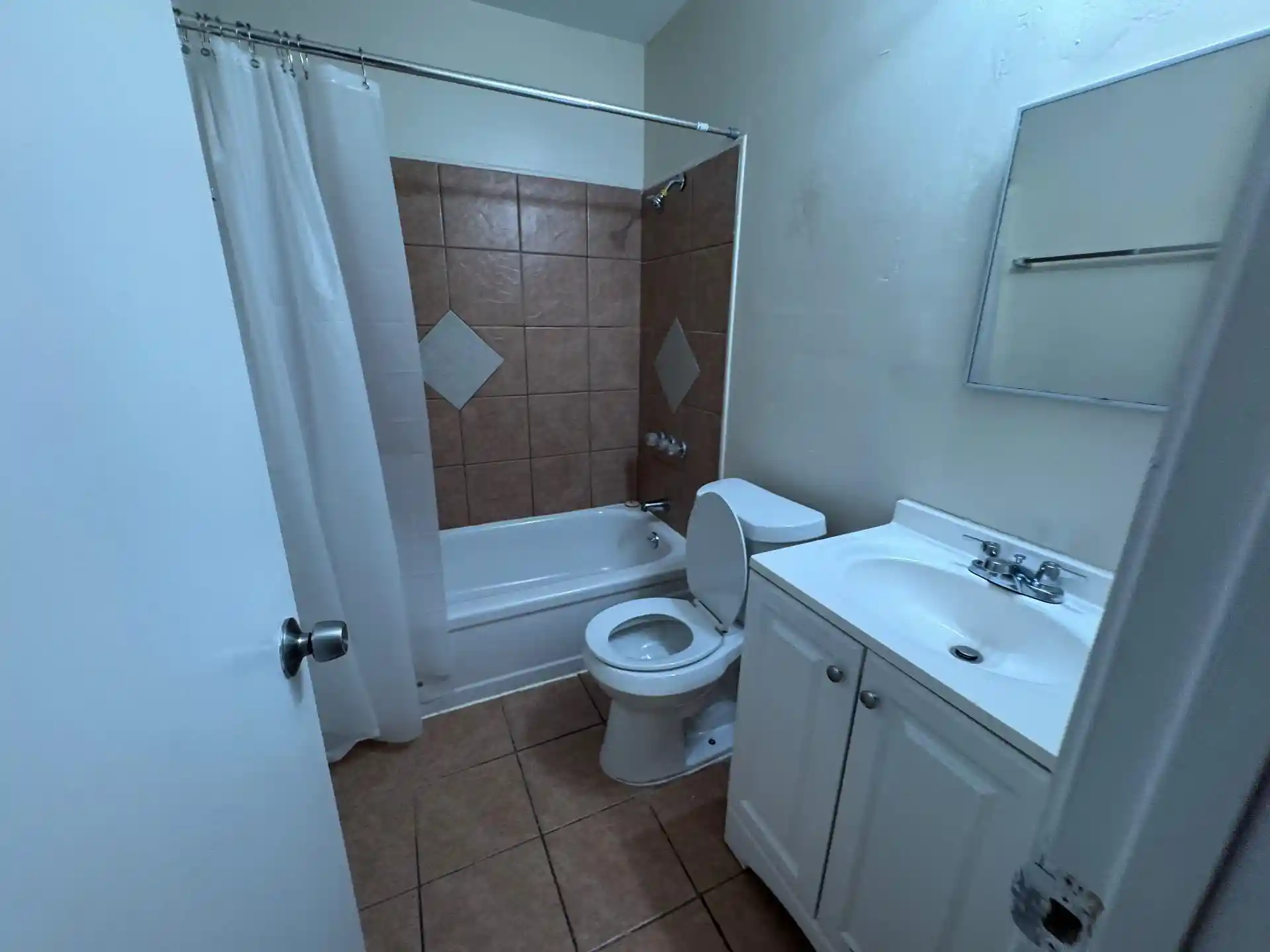 Photo 3 of Single family home for sale at 5043 Belfast Dr, Memphis, TN 38127 | MLS# 10232026 | Listing updated on 2026-10-29
