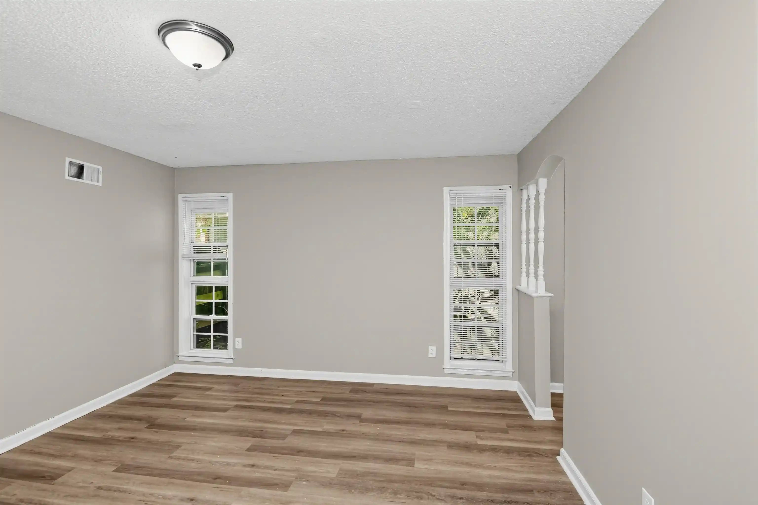 Photo 3 of Single family home for sale at 6350 Midsummer Way, Memphis, TN 38115 | MLS# 10232027 | Listing updated on 2026-10-08