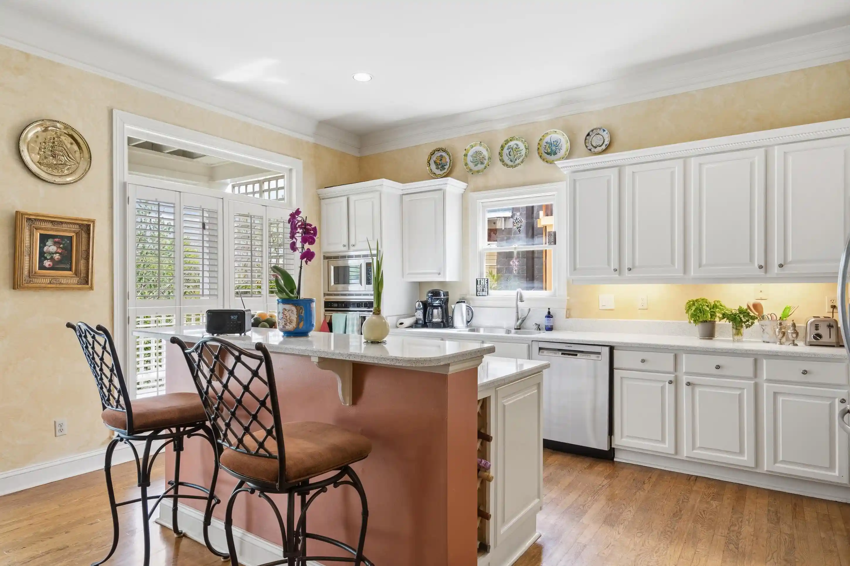 Photo 2 of Single family home for sale at 182 Harbor Isle Cir, Memphis, TN 38103 | MLS# 10232029 | Listing updated on 2026-10-08