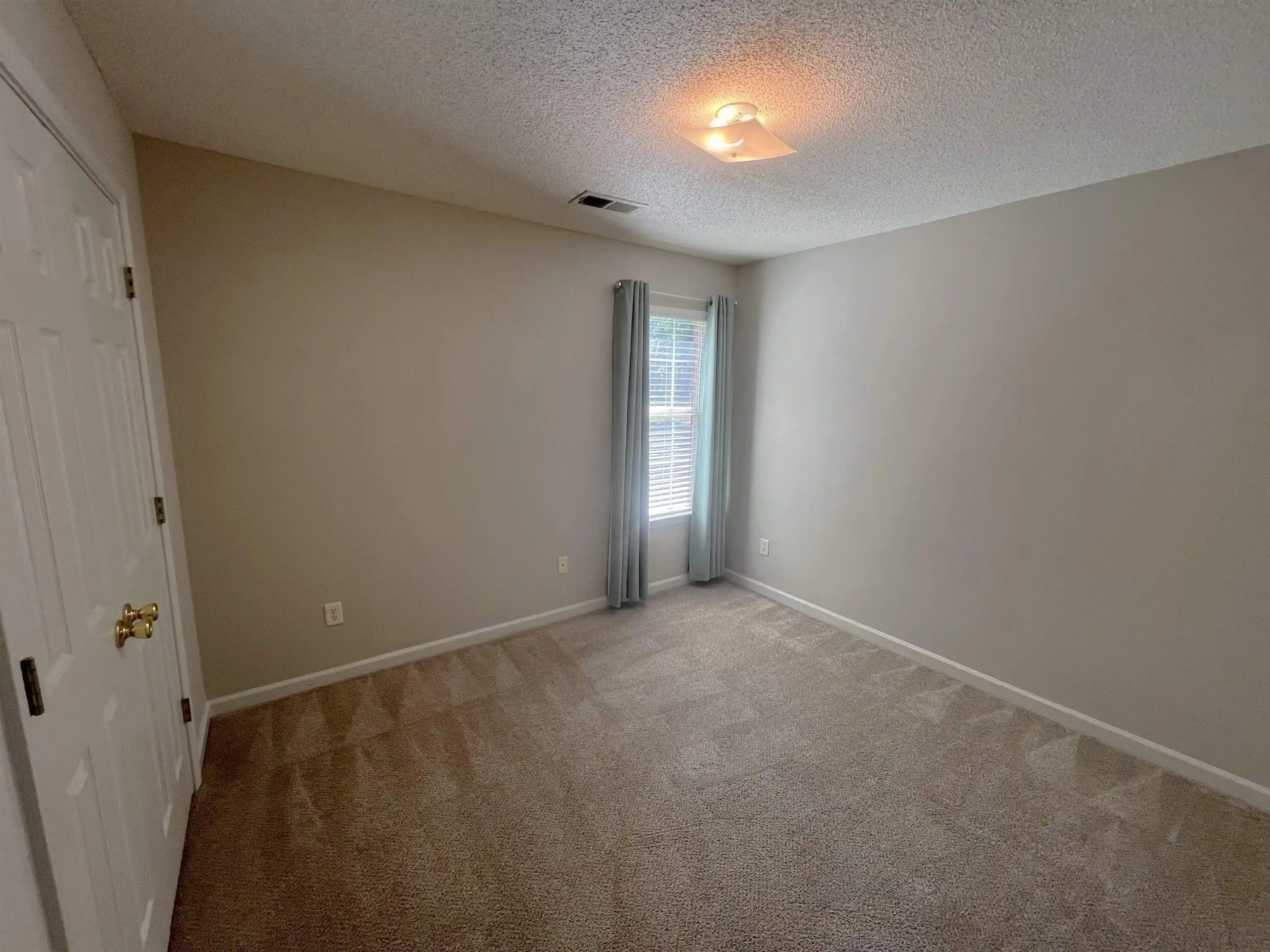 Photo 3 of Single family home for sale at 1168 Clear Crk Rd, Collierville, TN 38017 | MLS# 10232033 | Listing updated on 2026-10-08