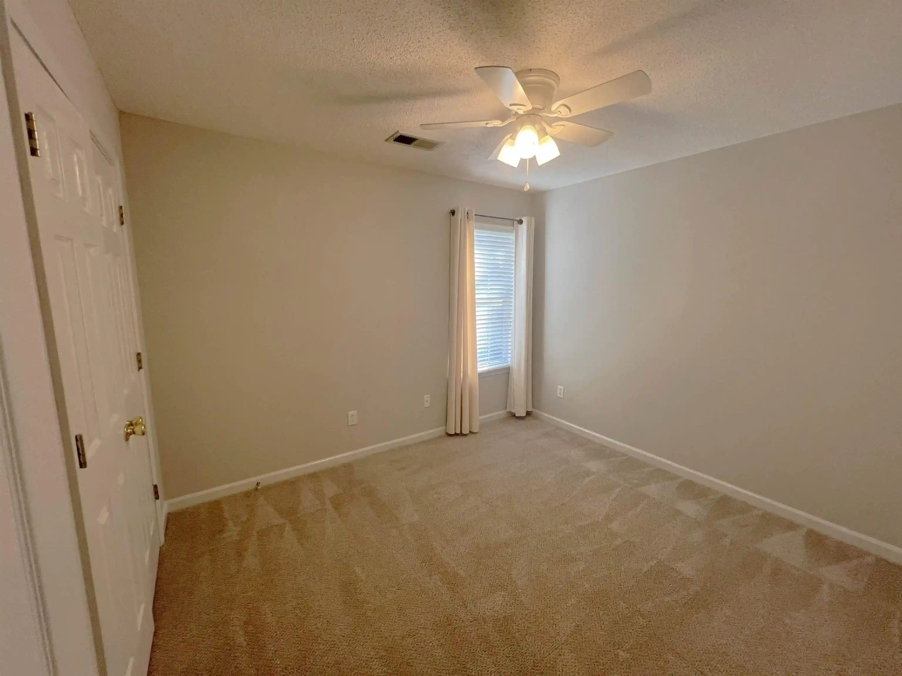 Photo 4 of Single family home for sale at 1168 Clear Crk Rd, Collierville, TN 38017 | MLS# 10232033 | Listing updated on 2026-10-08