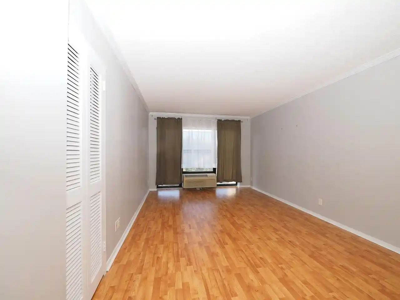 Photo 2 of Condo for sale at 232 S Highland St #505, Memphis, TN 38111 | MLS# 10232036 | Listing updated on 2026-10-08