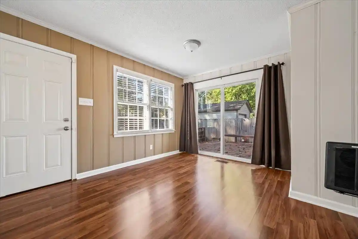 Photo 2 of Single family home for sale at 3915 Philwood Ave, Memphis, TN 38122 | MLS# 10232094 | Listing updated on 2026-10-09