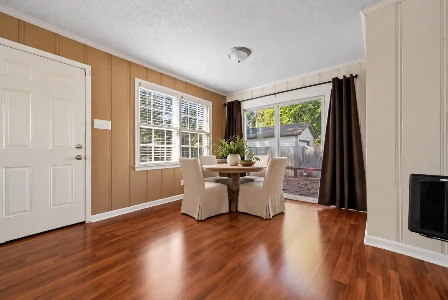 Photo 3 of Single family home for sale at 3915 Philwood Ave, Memphis, TN 38122 | MLS# 10232094 | Listing updated on 2026-10-09
