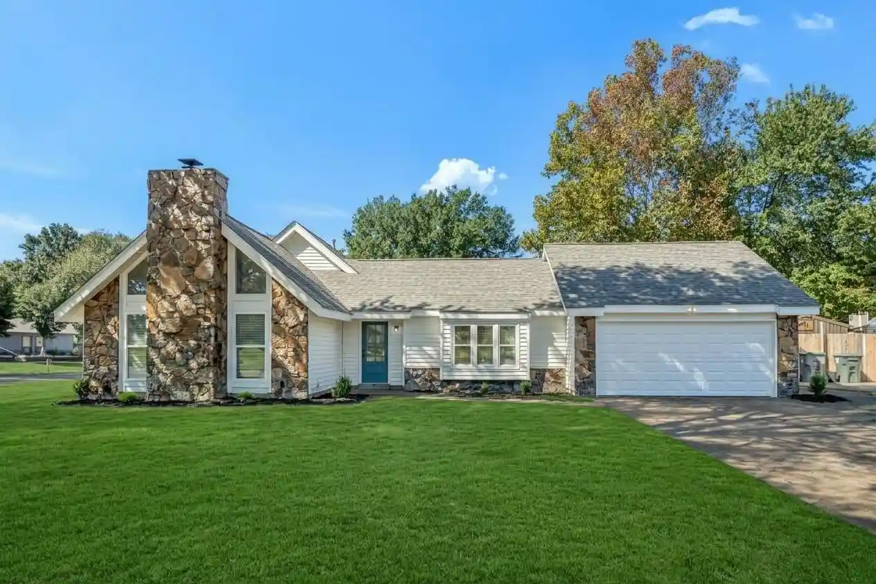 Photo 1 of Sale Pending at 4241 Shadowfall Dr, Memphis, TN 38141 | MLS# 10232102 | Listing updated on 2026-10-14