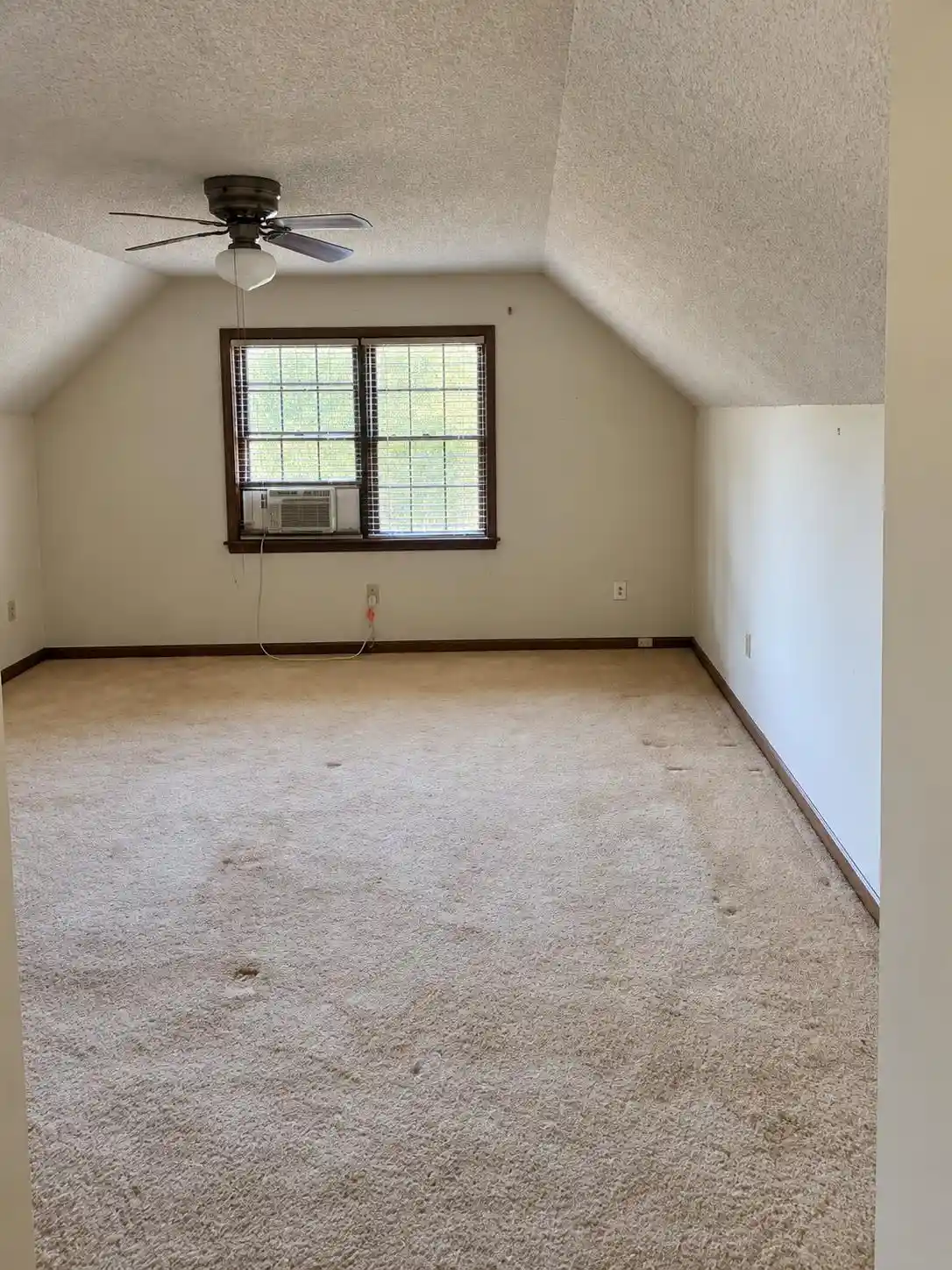 Photo 3 of Single family home for sale at 5905 Hickory Grv Ln, Bartlett, TN 38134 | MLS# 10232108 | Listing updated on 2026-10-09