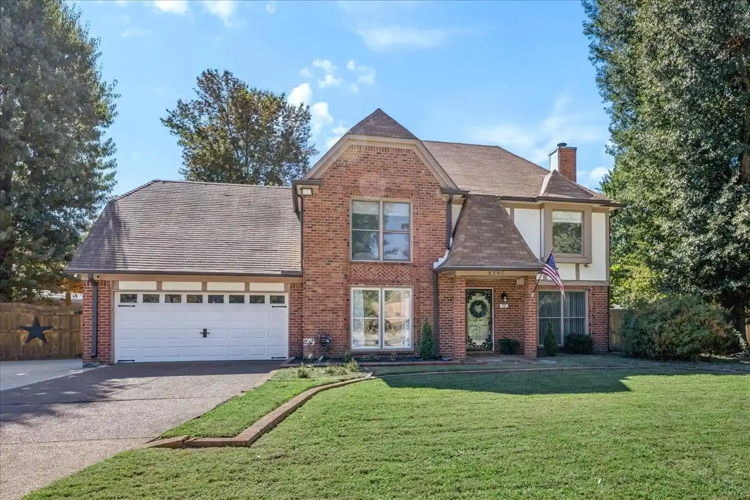 Photo 1 of Single family home for sale at 8297 King William St, Cordova, TN 38016 | MLS# 10232120 | Listing updated on 2026-10-29