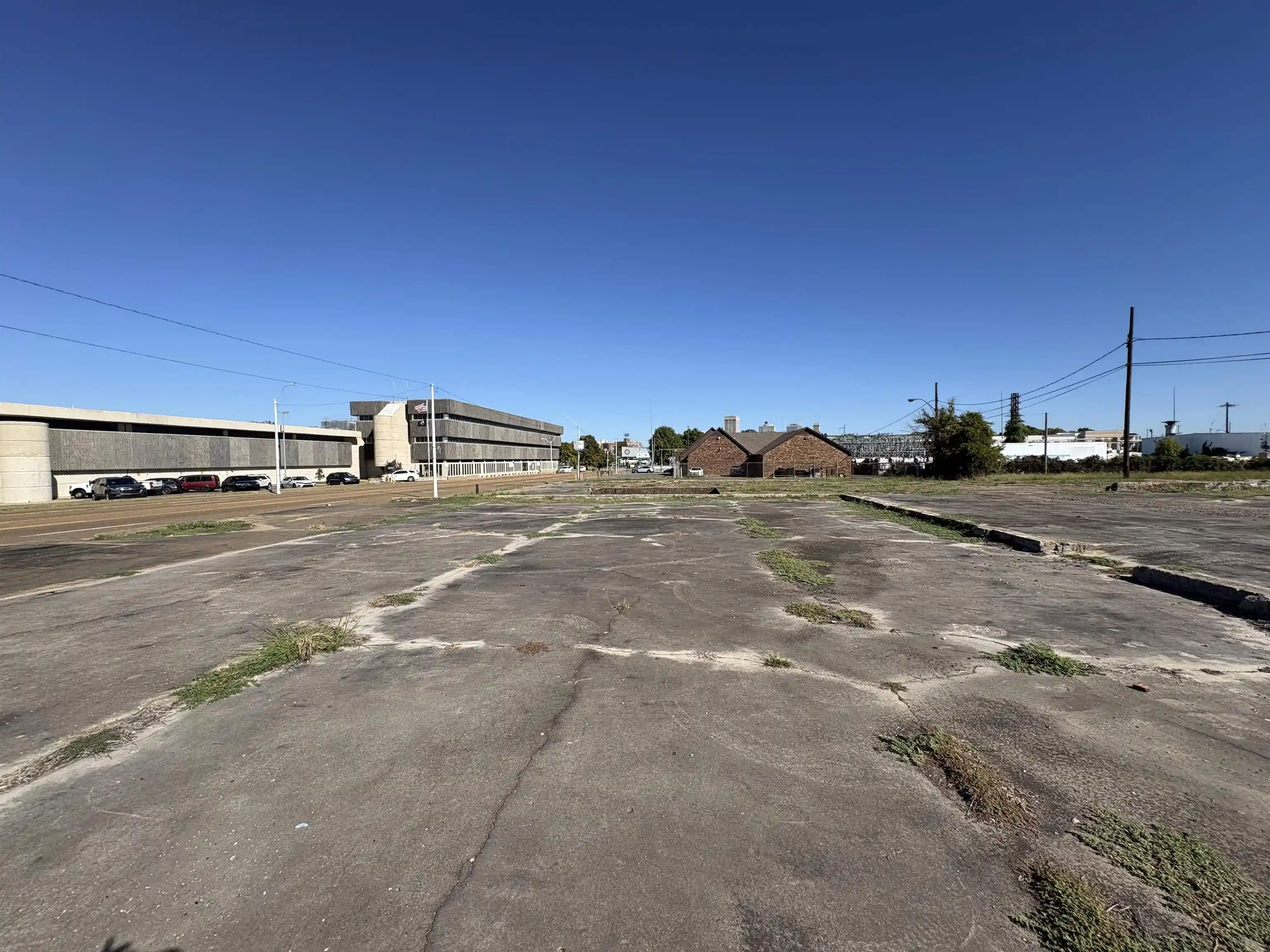 Photo 3 of Land for sale at 618 Bb King Blvd, Memphis, TN 38126 | MLS# 10232124 | Listing updated on 2026-10-09