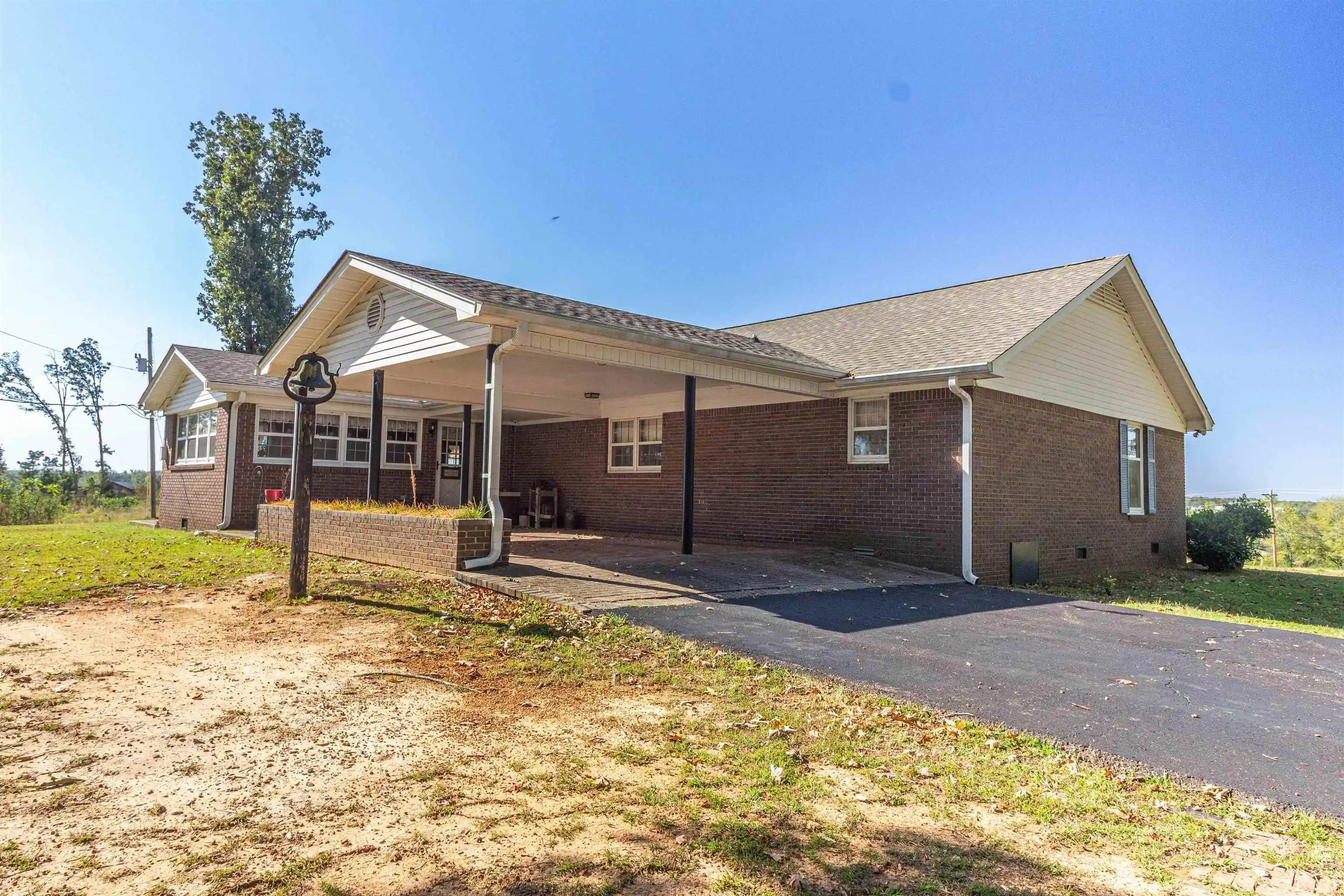 Photo 3 of Single family home for sale at 3259 Main St, Bethel Springs, TN 38315 | MLS# 10232127 | Listing updated on 2026-10-09