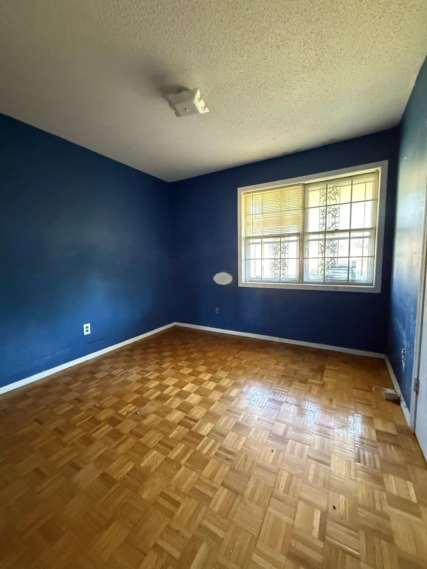 Photo 3 of Single family home for sale at 207 Neely Cv, Memphis, TN 38109 | MLS# 10232128 | Listing updated on 2026-10-09
