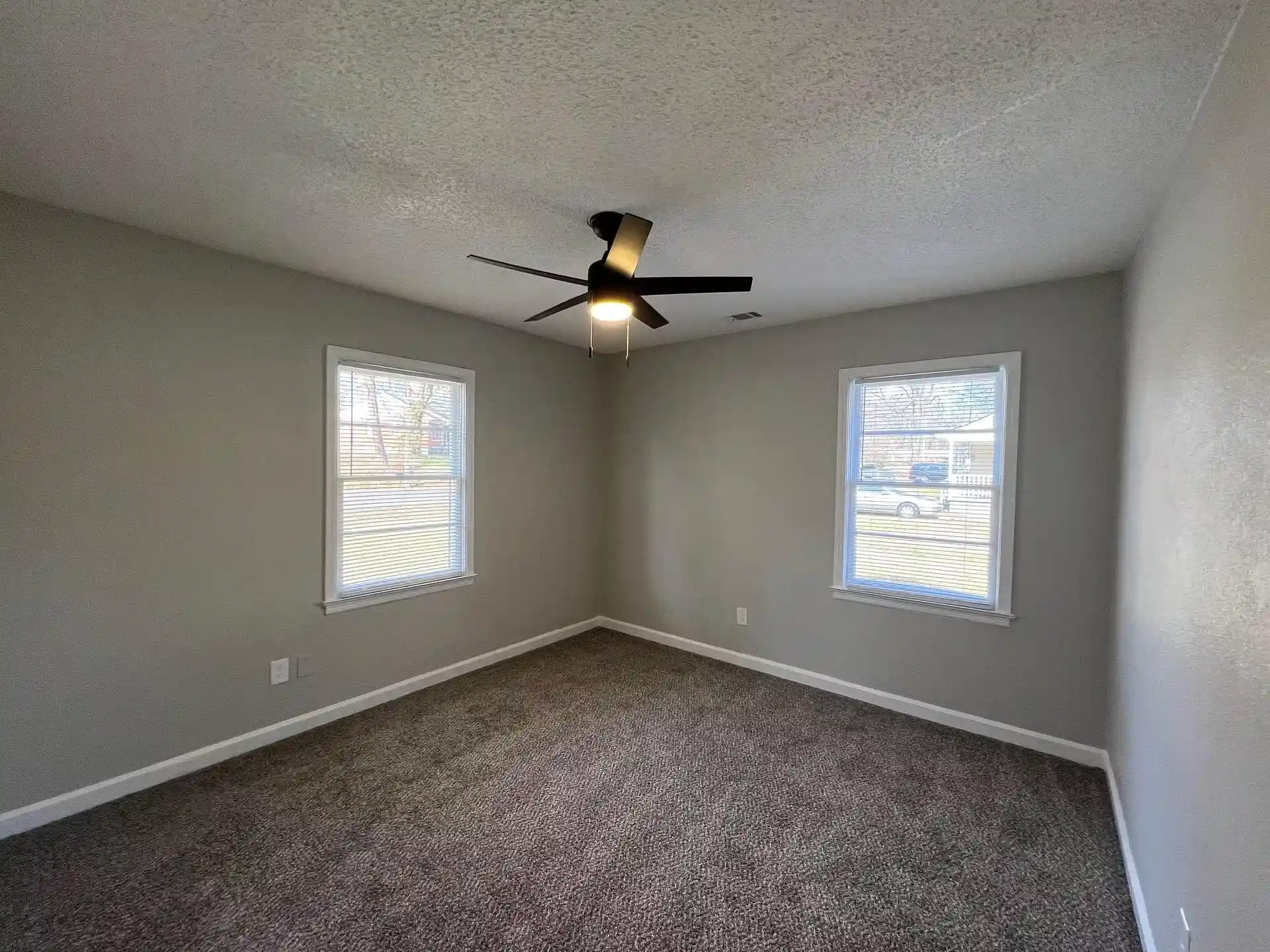 Photo 3 of Sale Pending at 4094 Grantham Rd, Memphis, TN 38109 | MLS# 10232130 | Listing updated on 2026-10-09