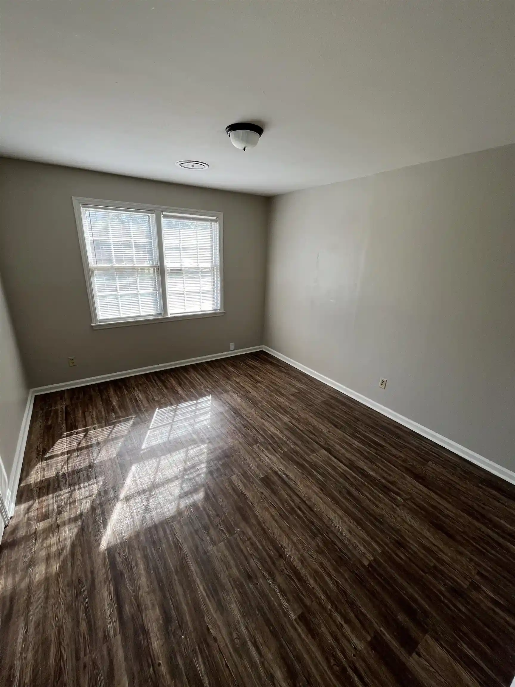 Photo 3 of Single family home for sale at 1311 Randall Dr, Memphis, TN 38116 | MLS# 10232132 | Listing updated on 2026-10-09