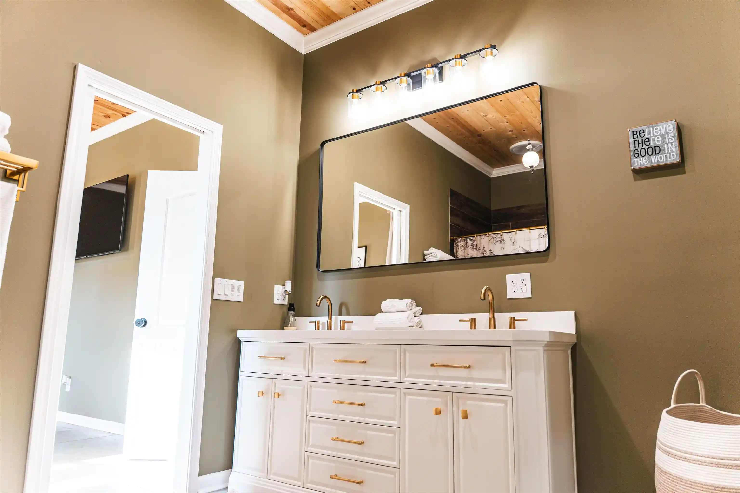 Photo 3 of Single family home for sale at 220 Front Rd, Toone, TN 38381 | MLS# 10232141 | Listing updated on 2026-10-09