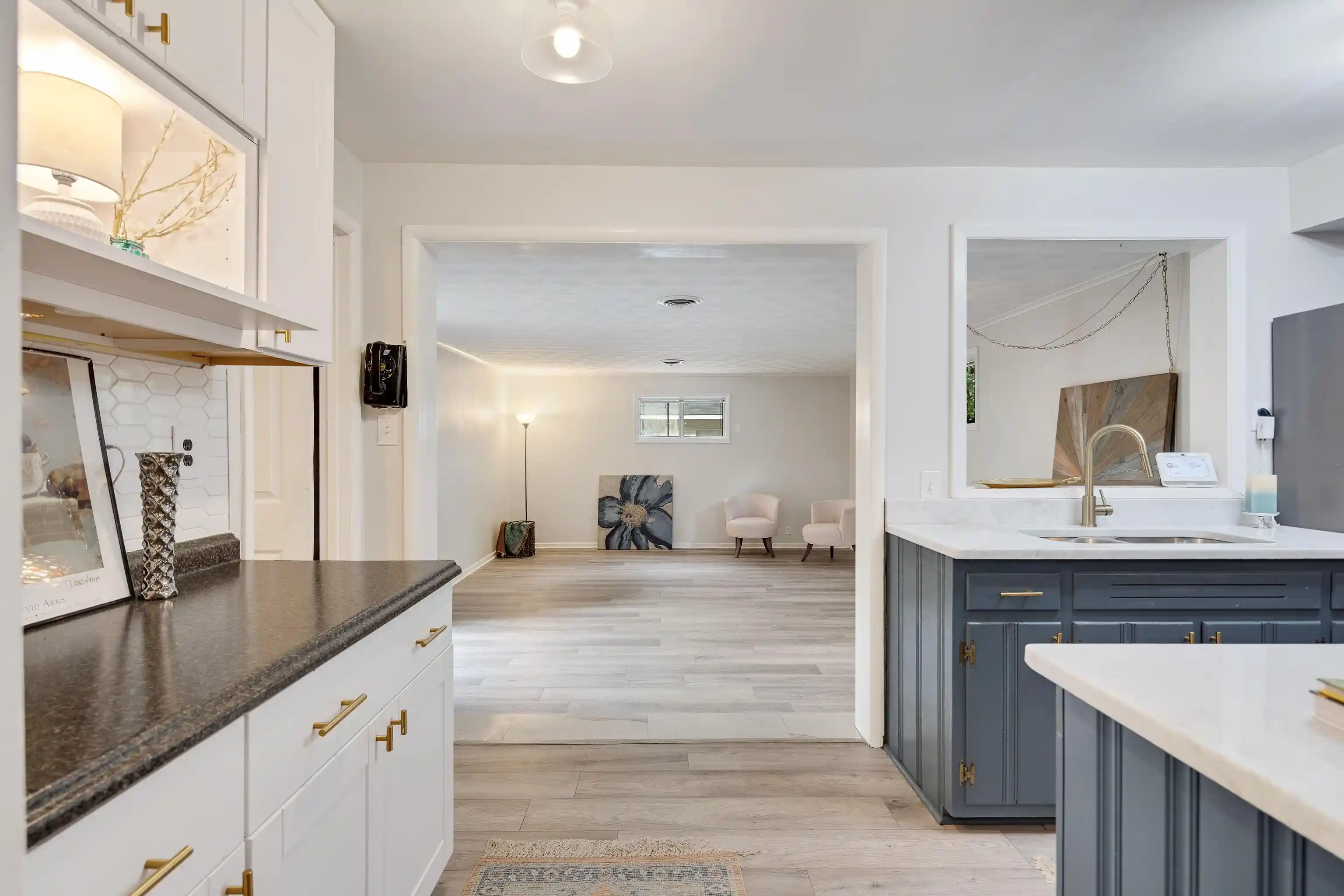 Photo 1 of Single family home for sale at 1231 S White Sta Rd, Memphis, TN 38117 | MLS# 10232155 | Listing updated on 2026-10-10