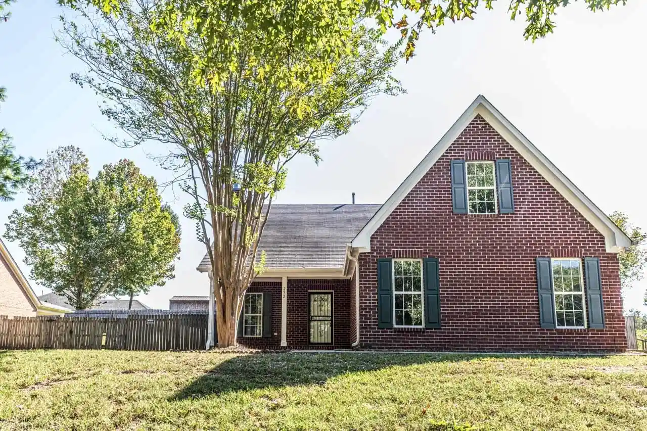 Photo 1 of Single family home for sale at 252 Kings Dr, Atoka, TN 38004 | MLS# 10232166 | Listing updated on 2026-10-10