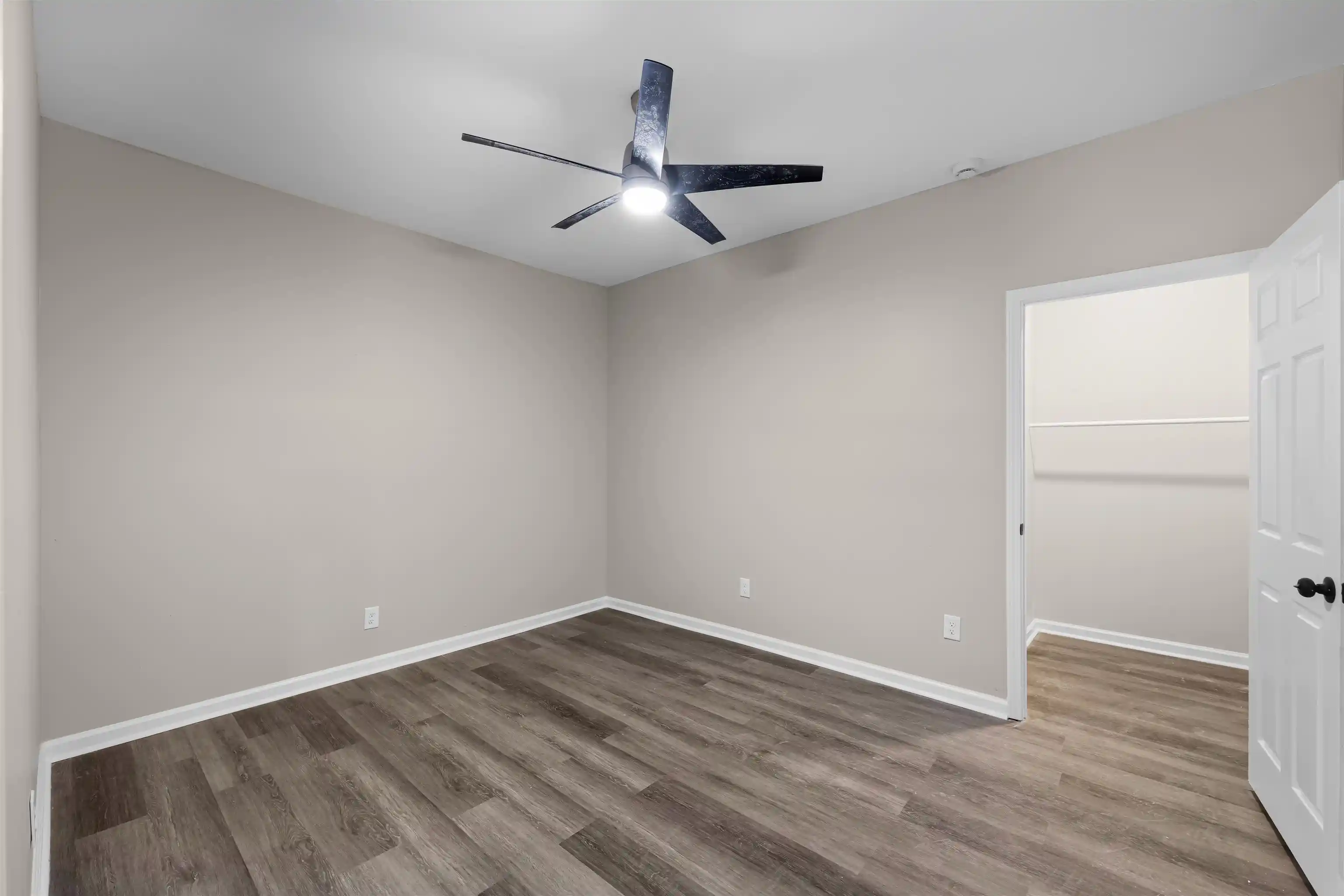 Photo 2 of Single family home for sale at 234 Linden St, Jackson, TN 38301 | MLS# 10232182 | Listing updated on 2026-10-12