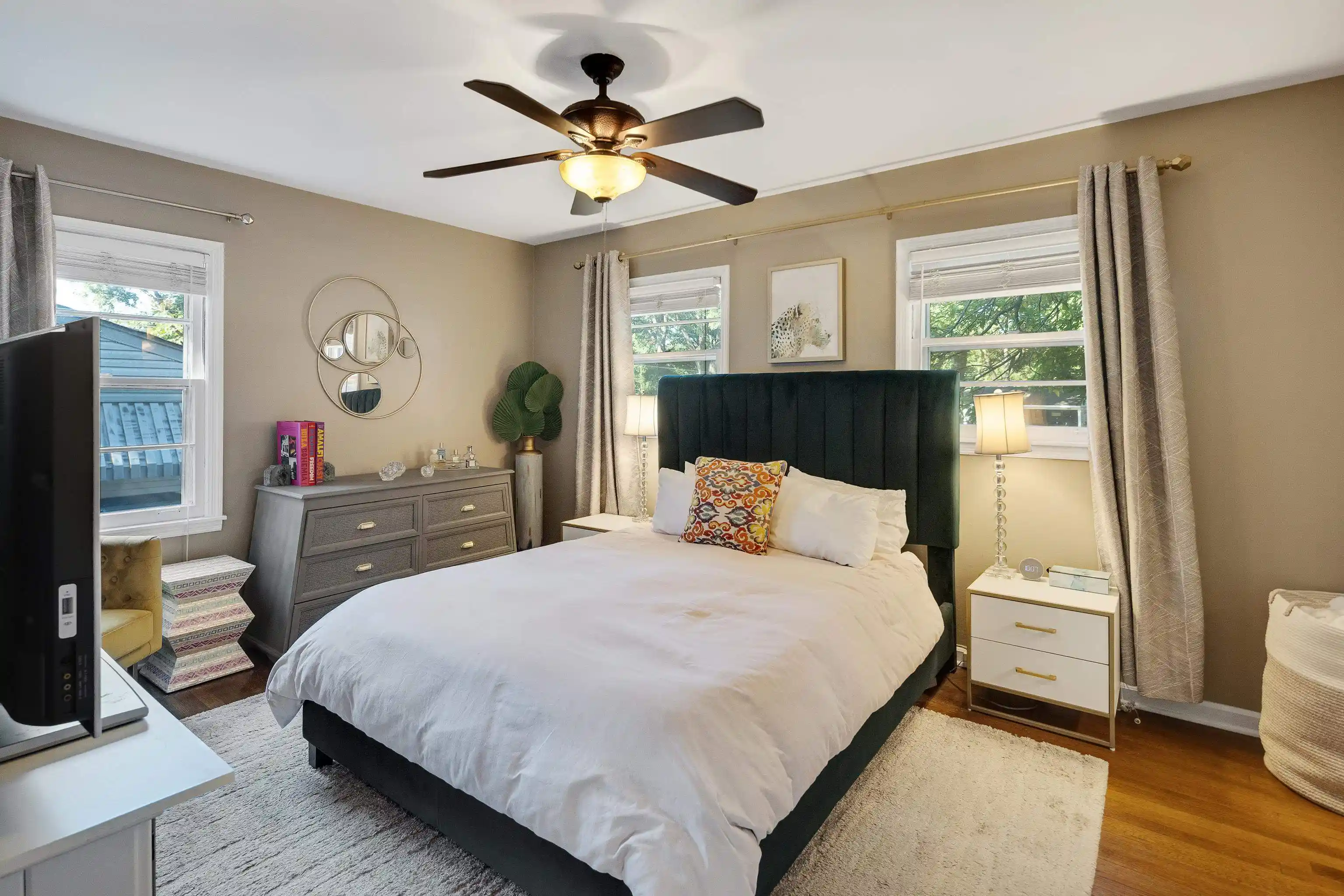 Photo 3 of Single family home for sale at 1452 S White Sta Rd, Memphis, TN 38117 | MLS# 10232194 | Listing updated on 2026-10-21
