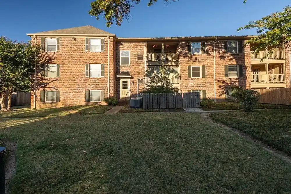 Condo for sale at 1207 Middle Ct #302M, Memphis, TN 38119 | MLS# 10232211
