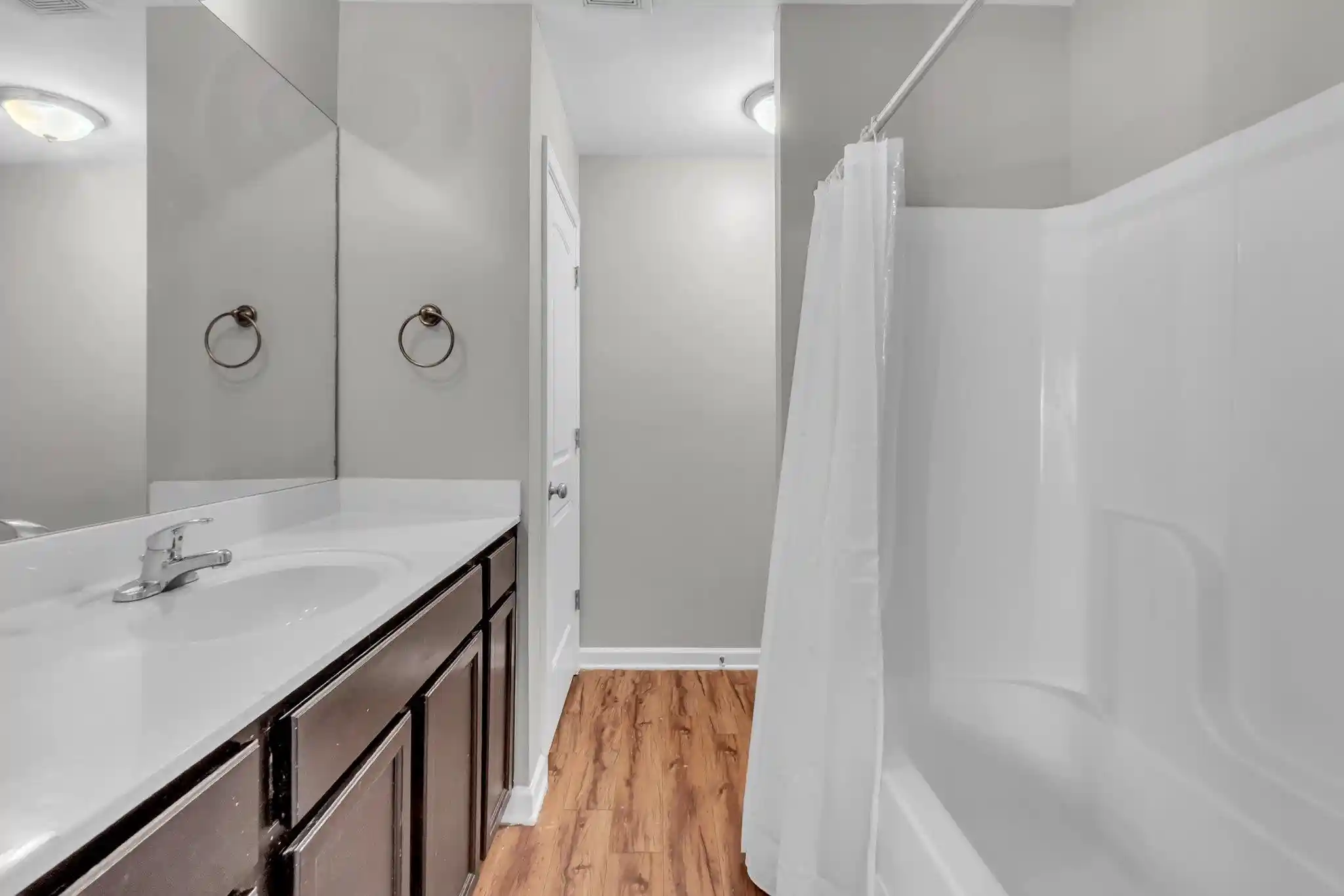 Photo 4 of Single family home for sale at 1322 Larkin Ave, Memphis, TN 38104 | MLS# 10232265 | Listing updated on 2026-10-12