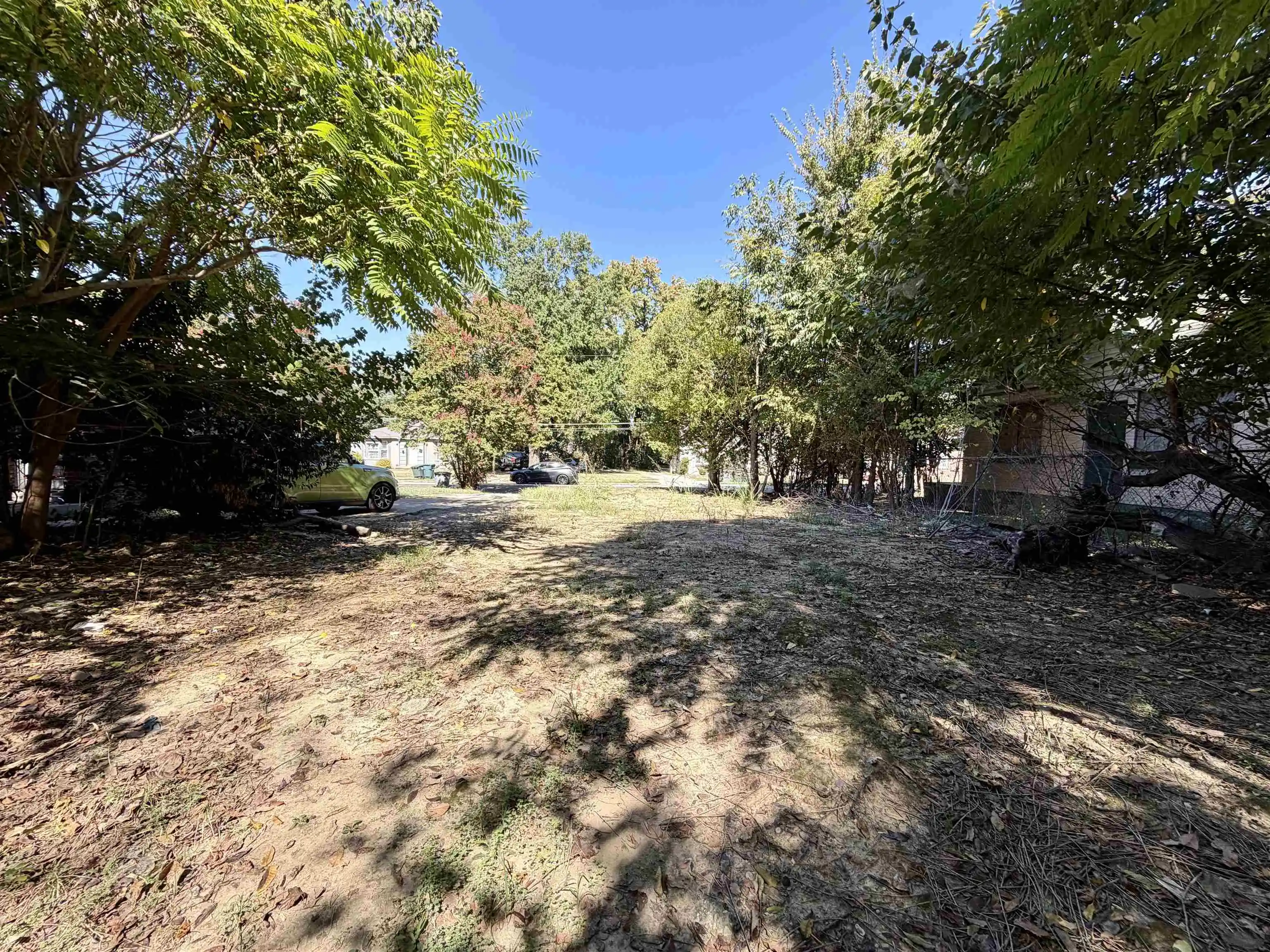 Photo 2 of Land for sale at 2425 Forrest Ave, Memphis, TN 38112 | MLS# 10232270 | Listing updated on 2026-10-12